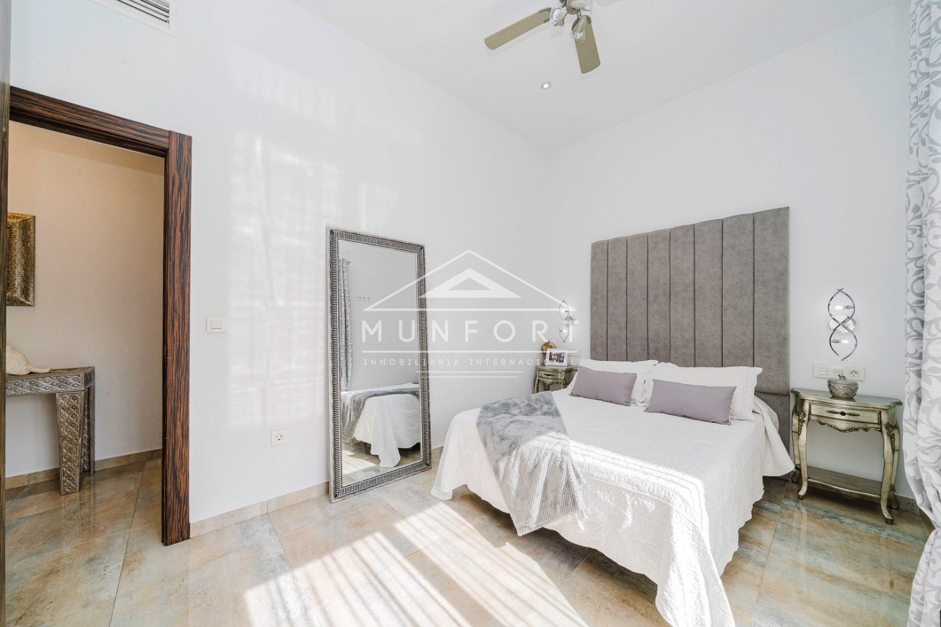 Resale - Villas -
Pilar de la Horadada - Torre de la Horadada