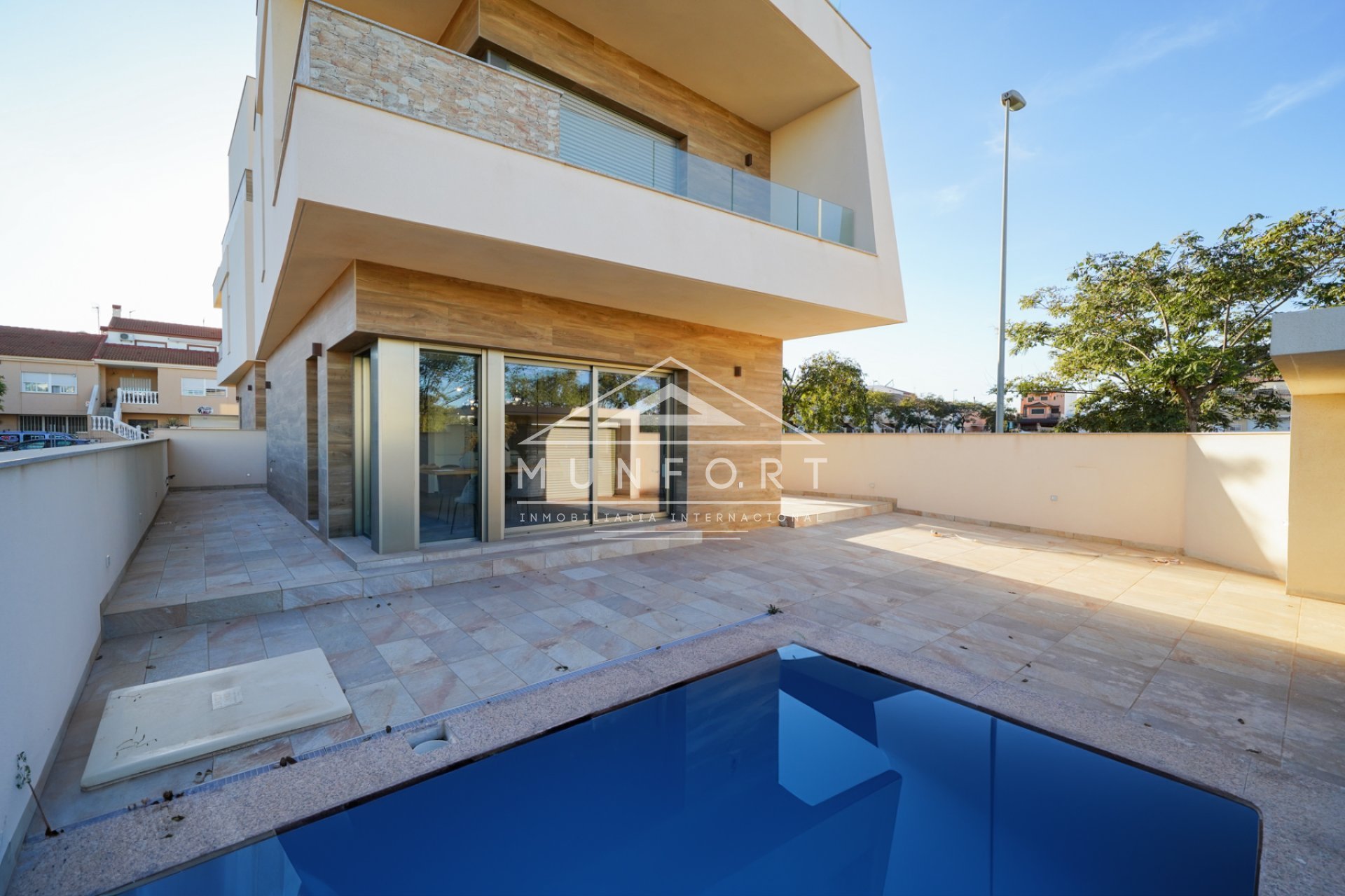 Resale - Villas -
Pilar de la Horadada