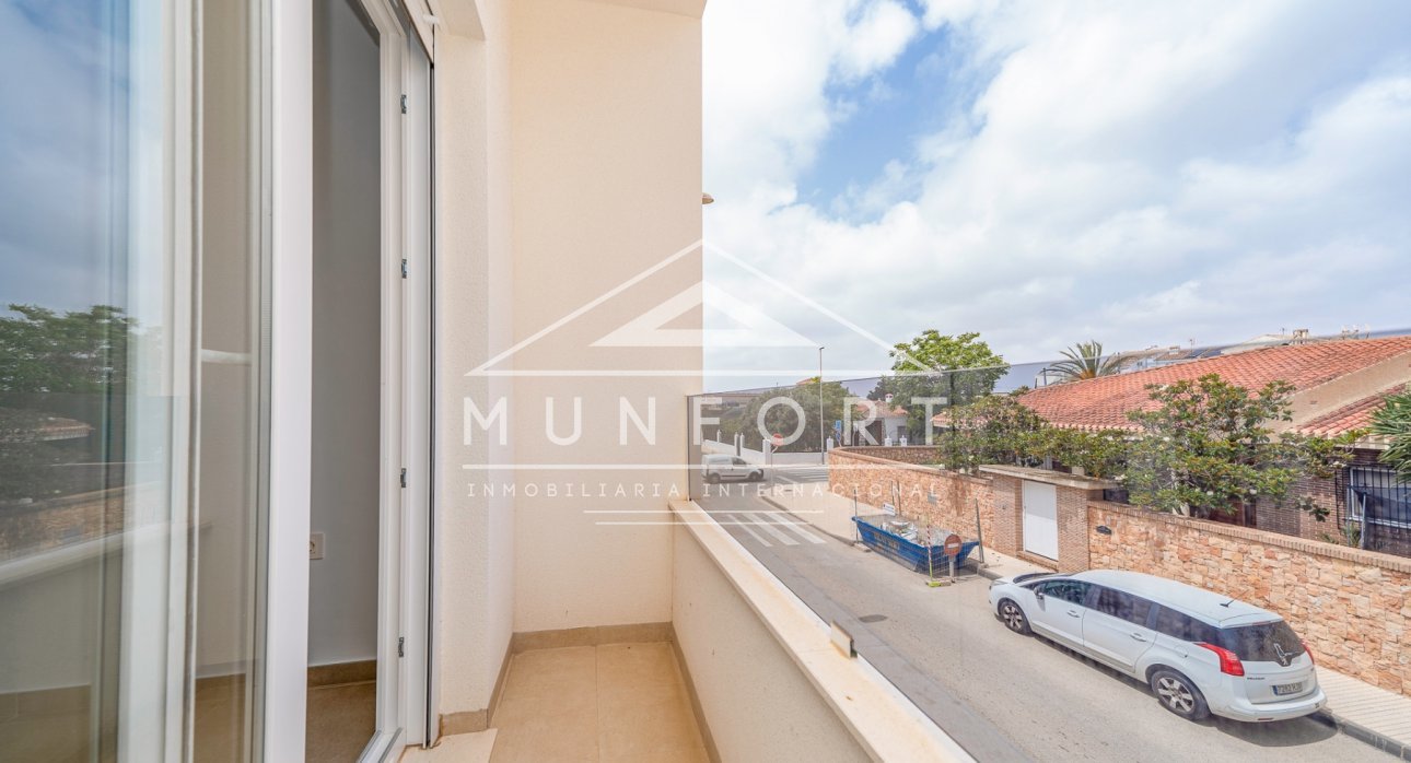 Resale - Villas -
Pilar de la Horadada