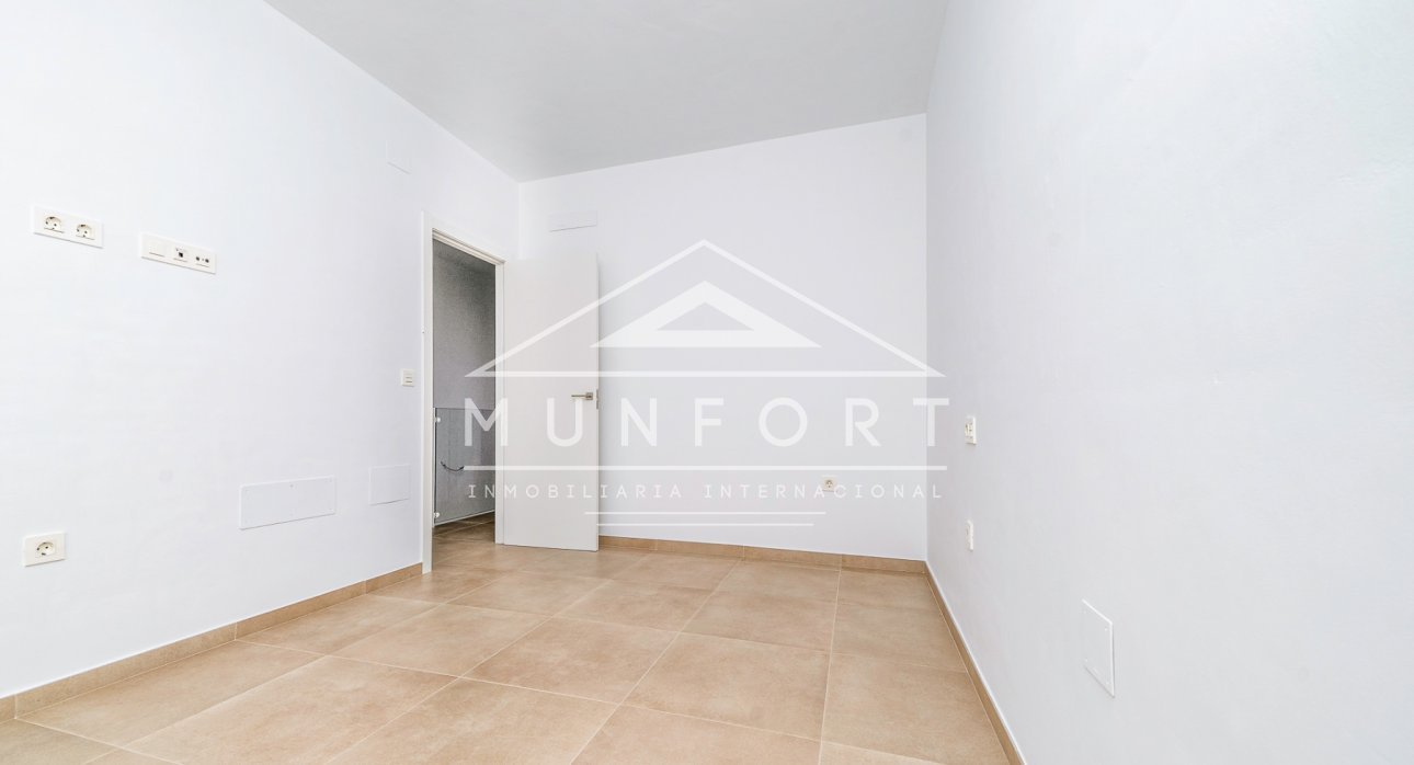 Resale - Villas -
Pilar de la Horadada