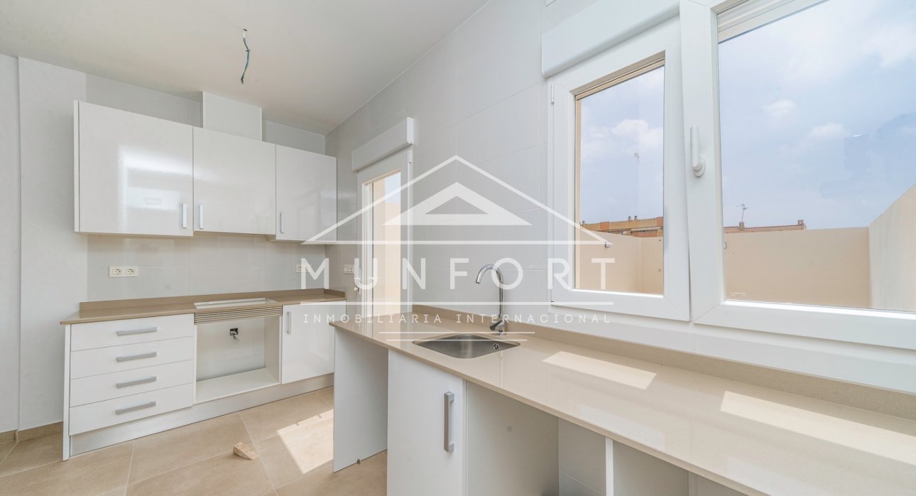 Resale - Villas -
Pilar de la Horadada