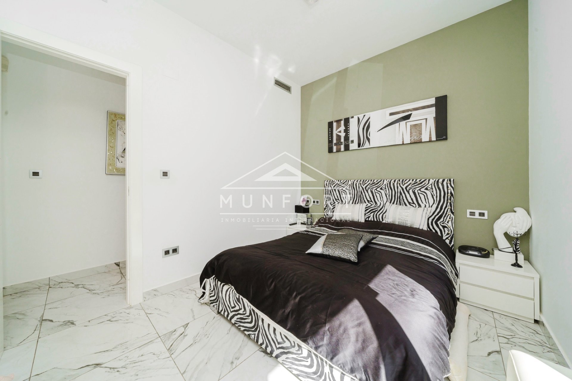 Resale - Villas -
Pilar de la Horadada