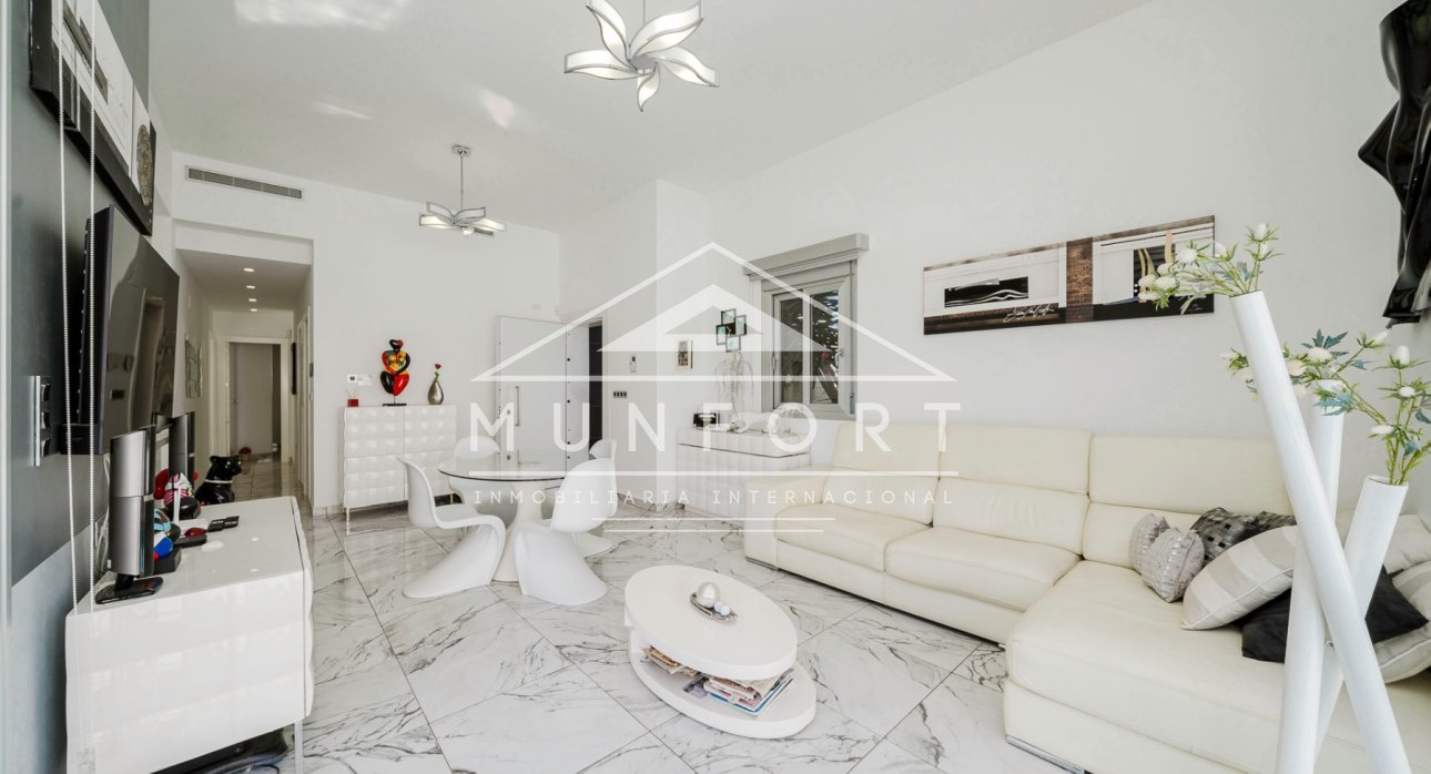 Resale - Villas -
Pilar de la Horadada