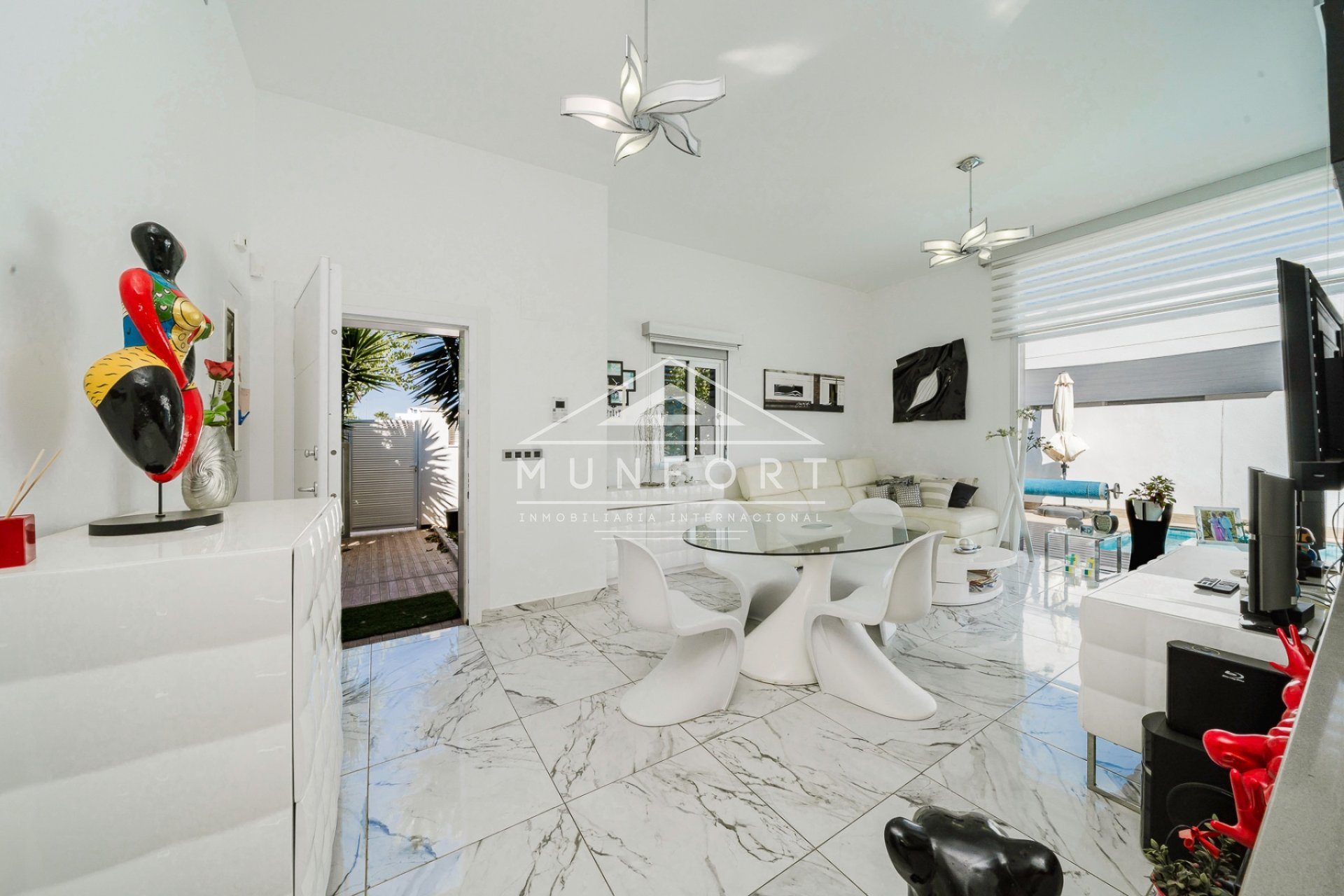 Resale - Villas -
Pilar de la Horadada