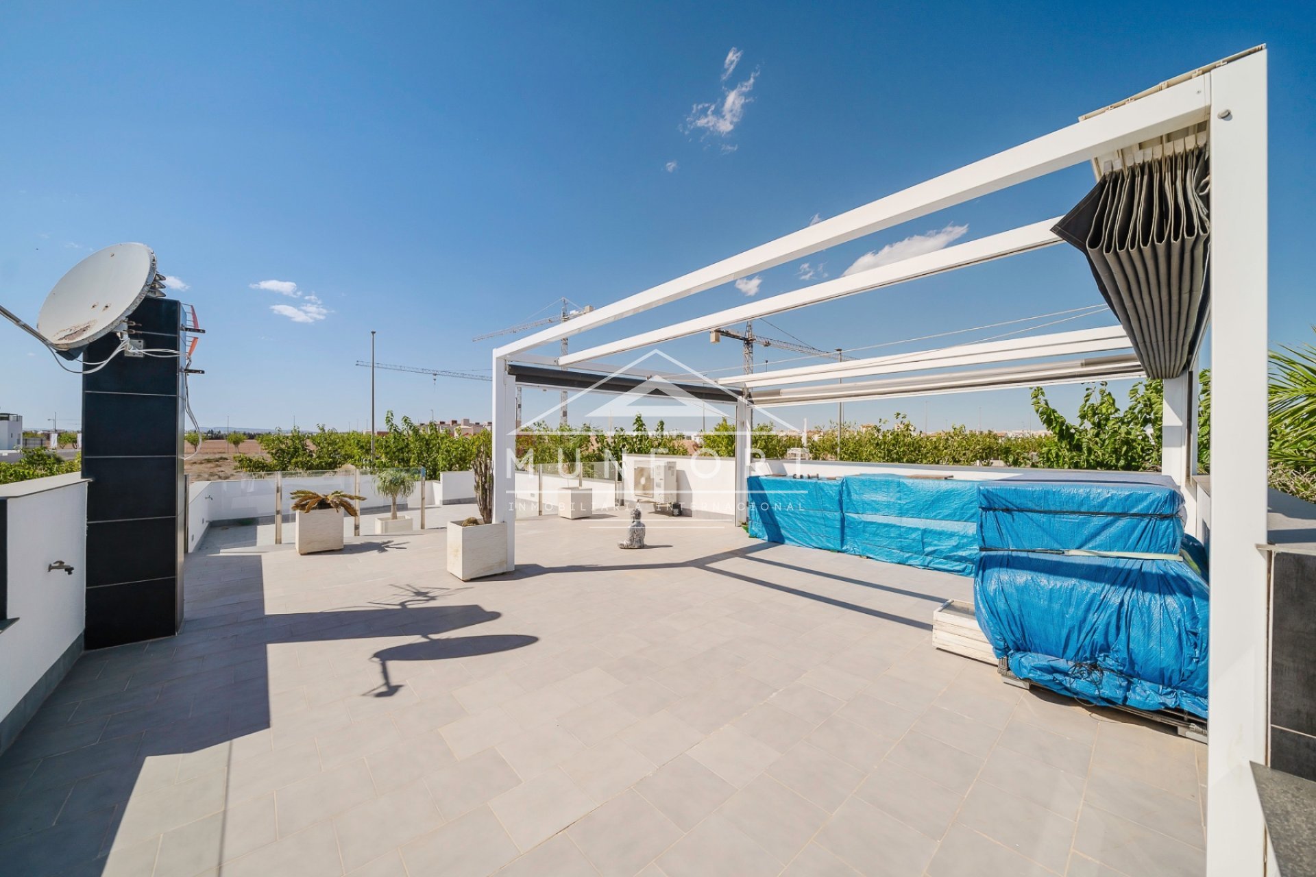 Resale - Villas -
Pilar de la Horadada