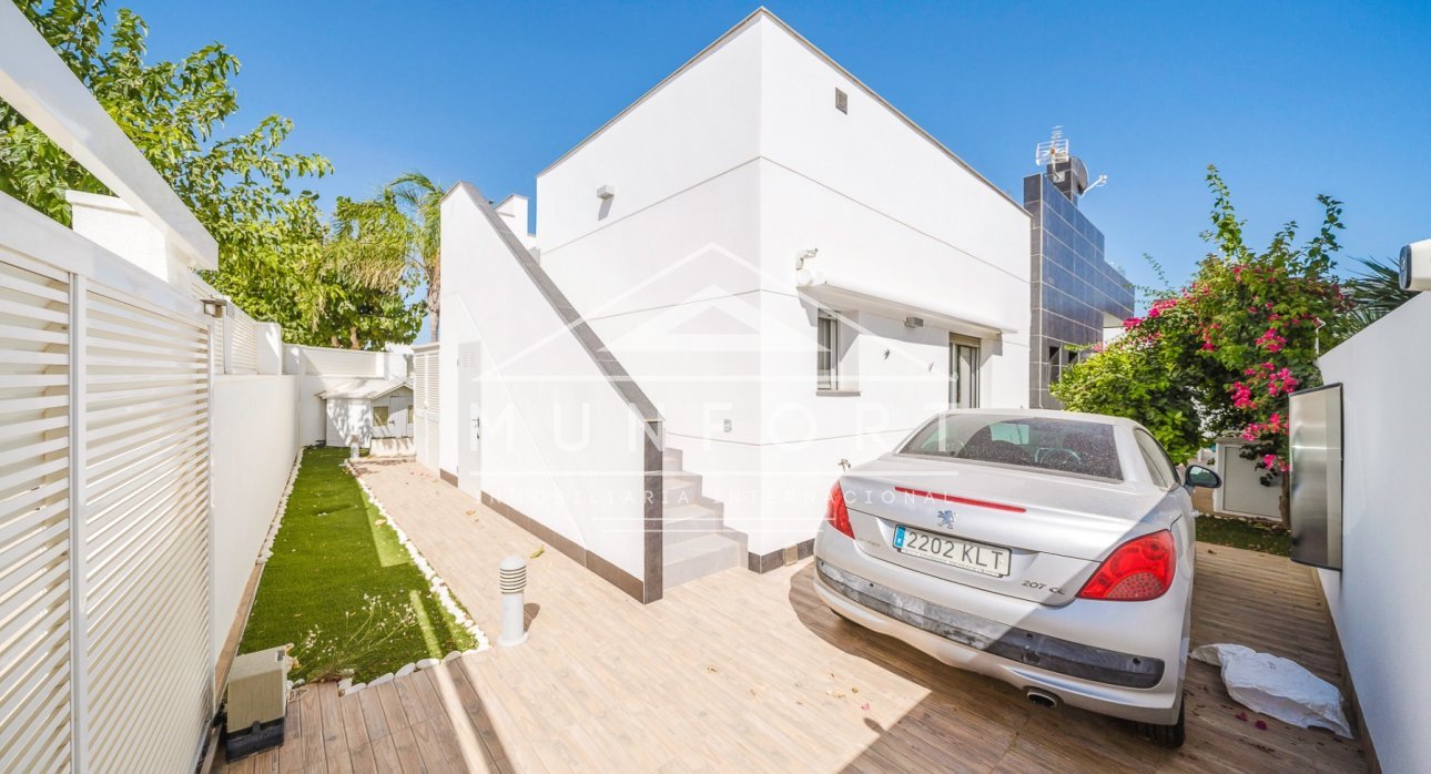 Resale - Villas -
Pilar de la Horadada