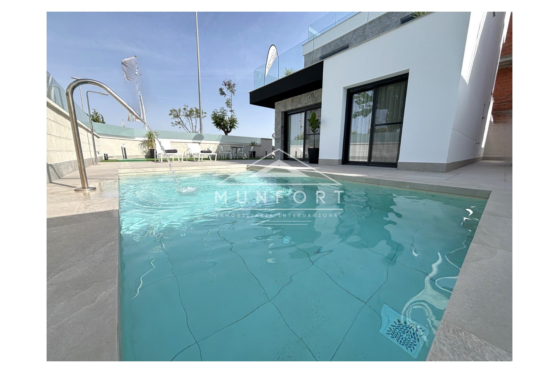 Resale - Villas -
Pilar de la Horadada