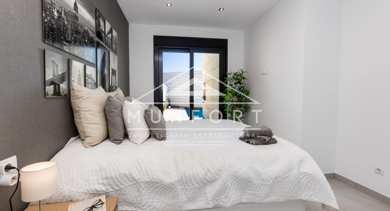 Resale - Villas -
Pilar de la Horadada