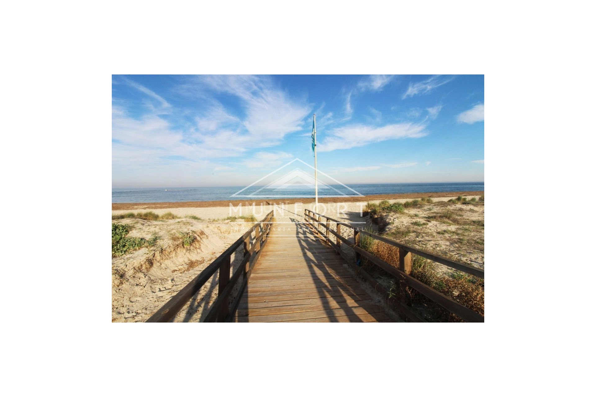 Resale - Villas -
Pilar de la Horadada