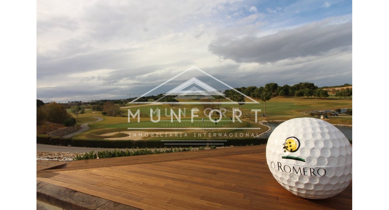 Resale - Villas -
Pilar de la Horadada