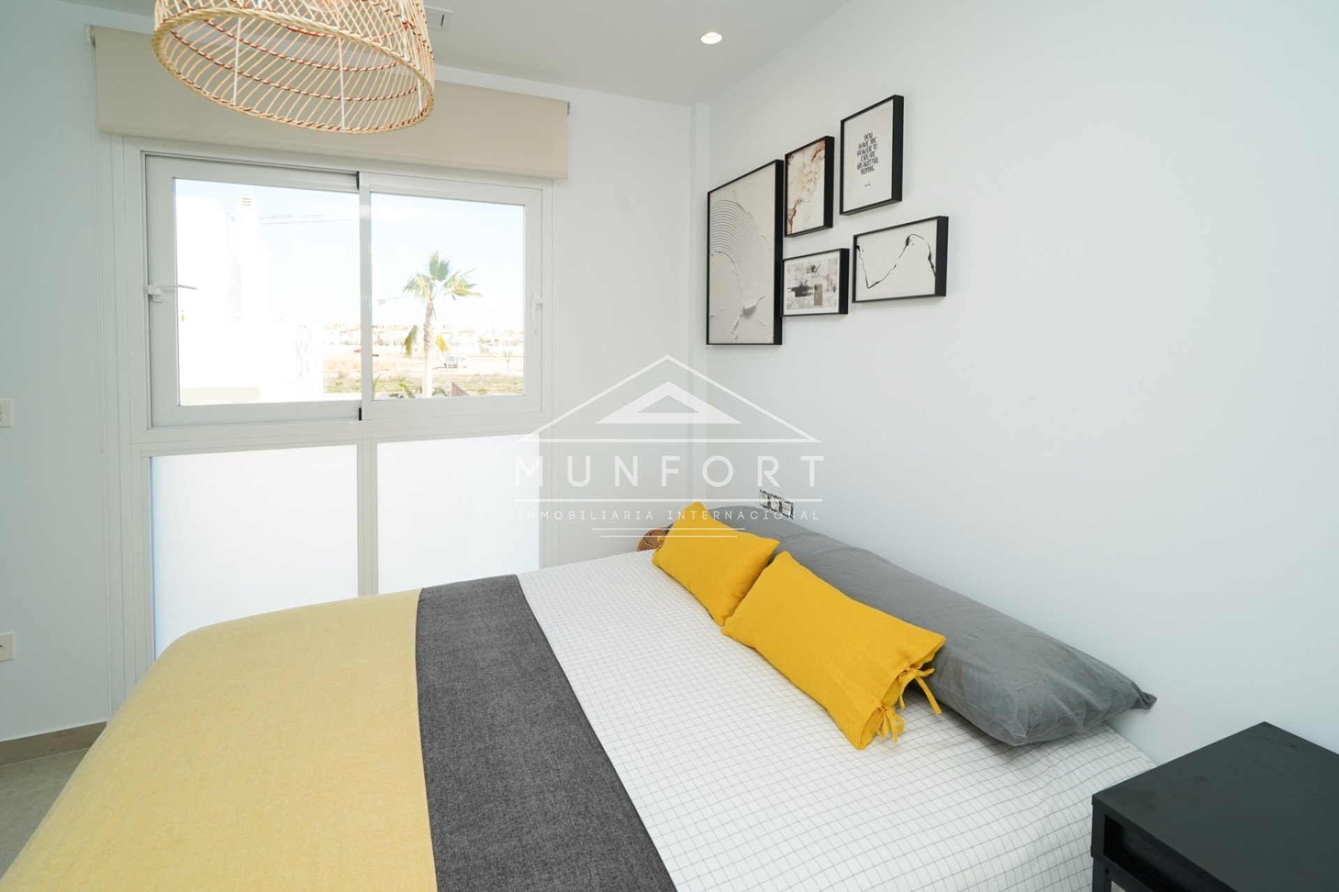 Resale - Villas -
Pilar de la Horadada