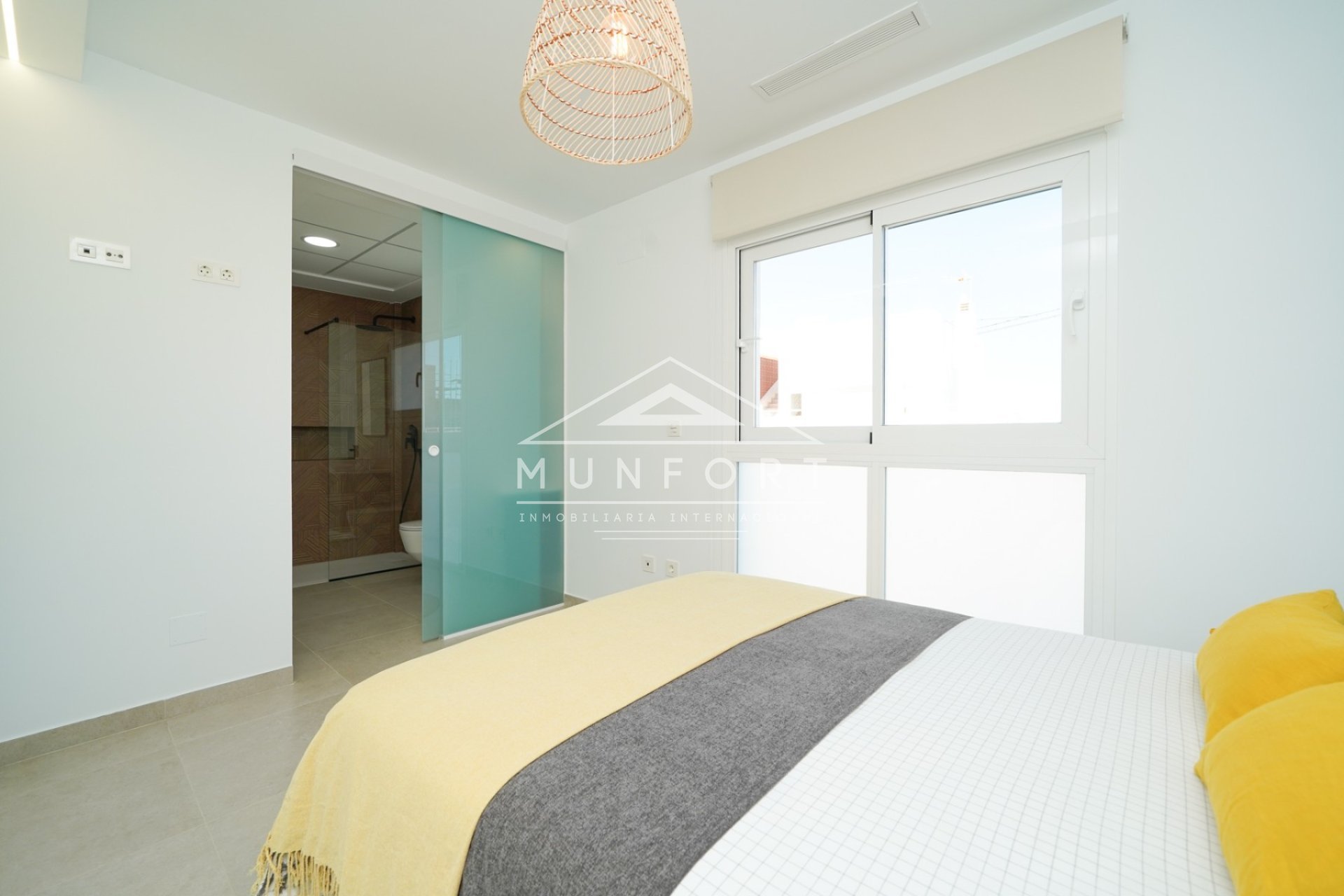 Resale - Villas -
Pilar de la Horadada