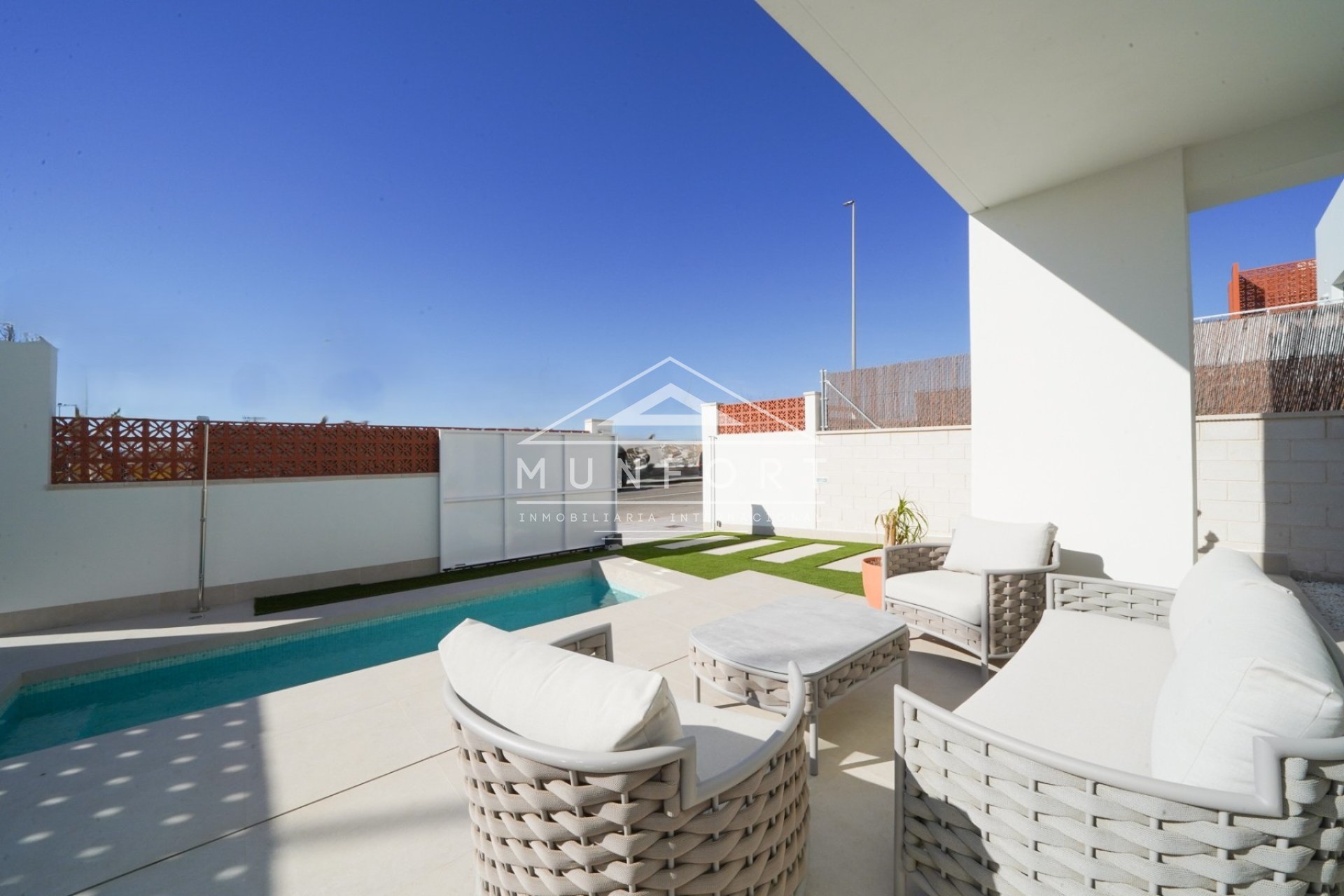 Resale - Villas -
Pilar de la Horadada