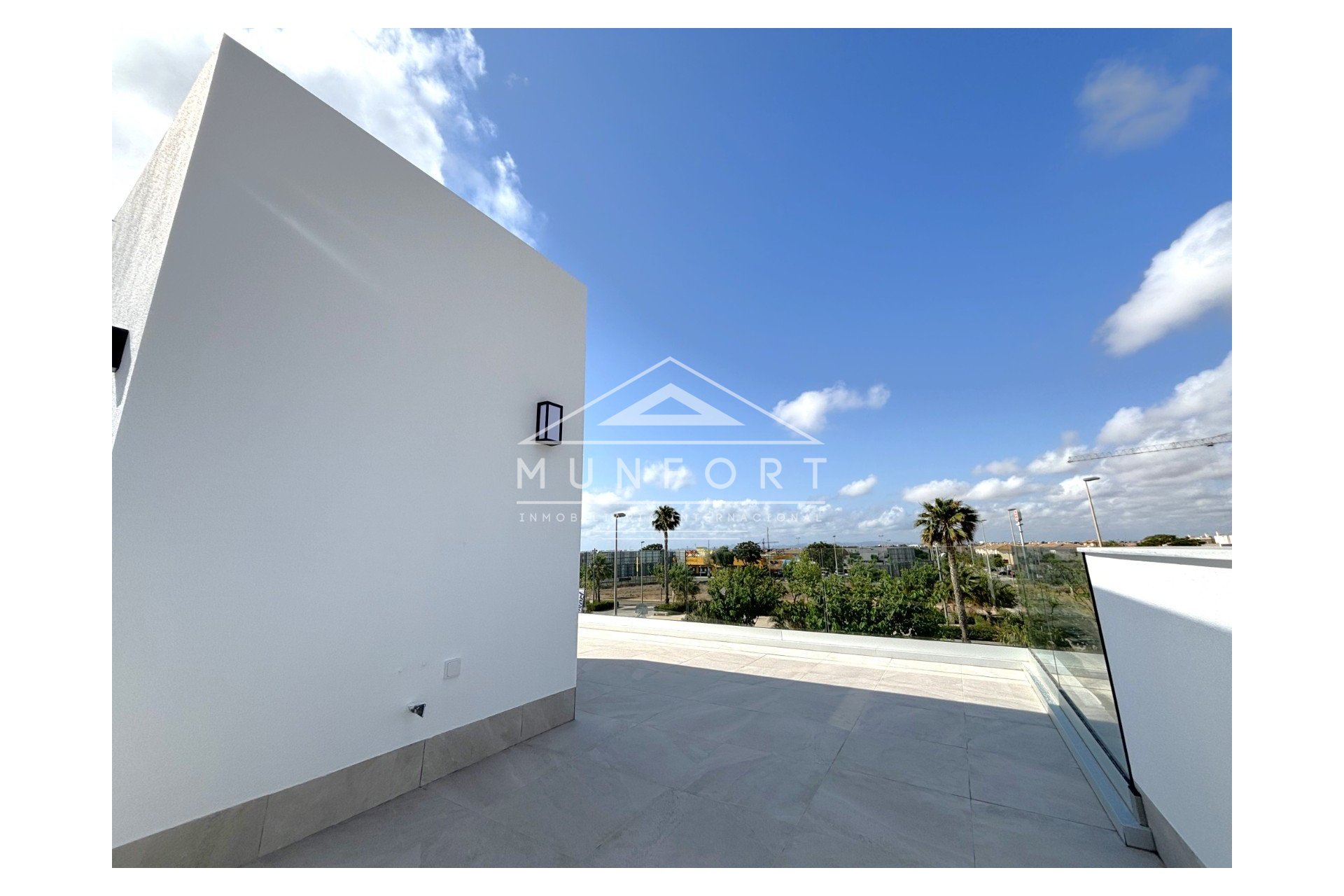 Resale - Villas -
Pilar de la Horadada