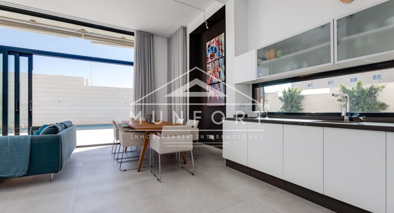 Resale - Villas -
Pilar de la Horadada