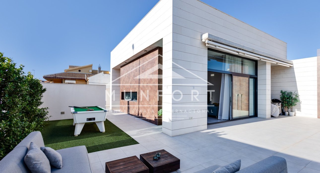 Resale - Villas -
Pilar de la Horadada