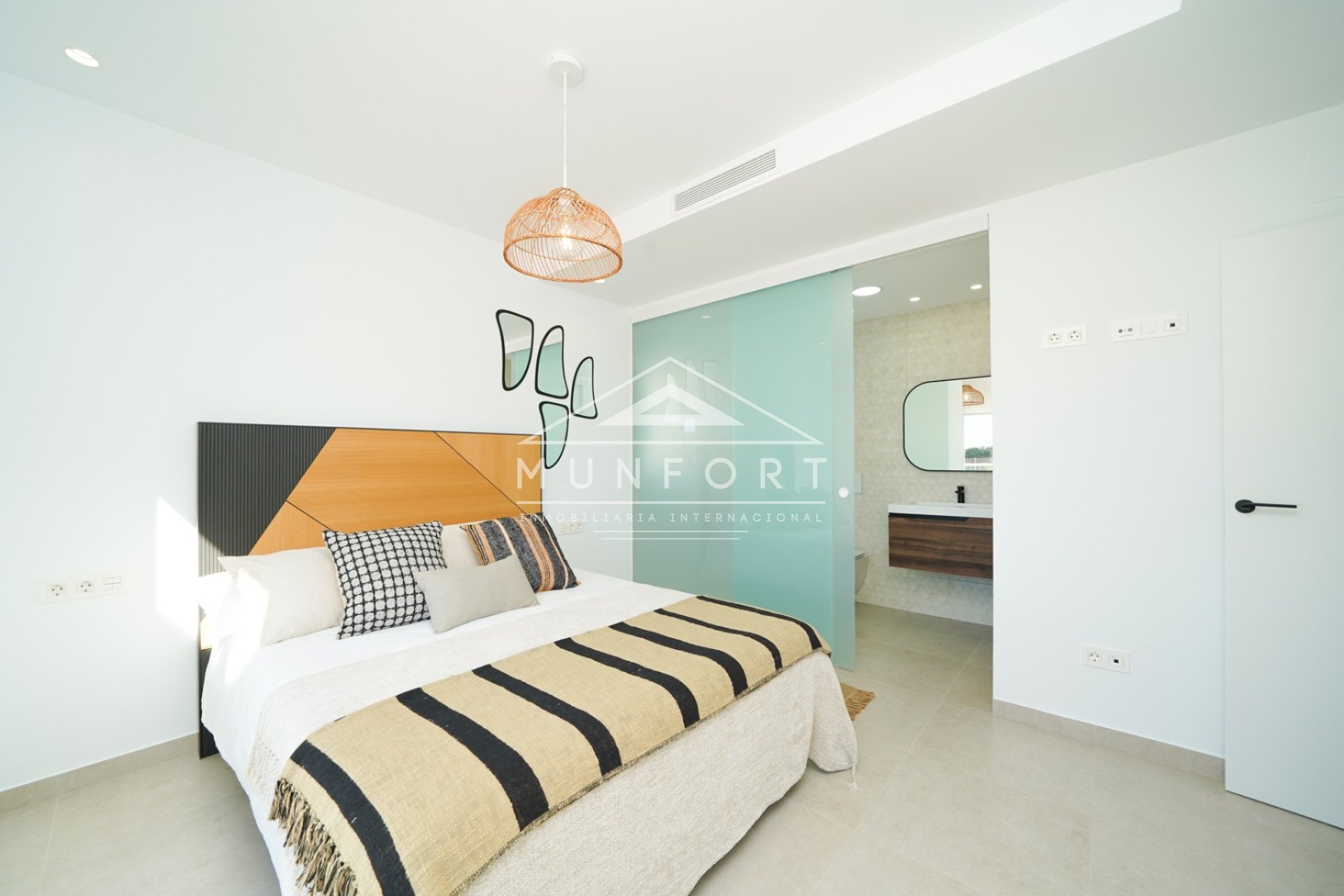 Resale - Villas -
Pilar de la Horadada