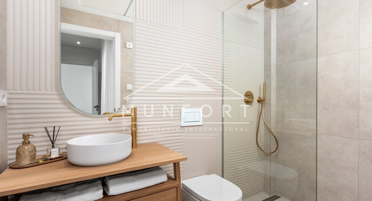 Resale - Villas -
Polop de La Marina 