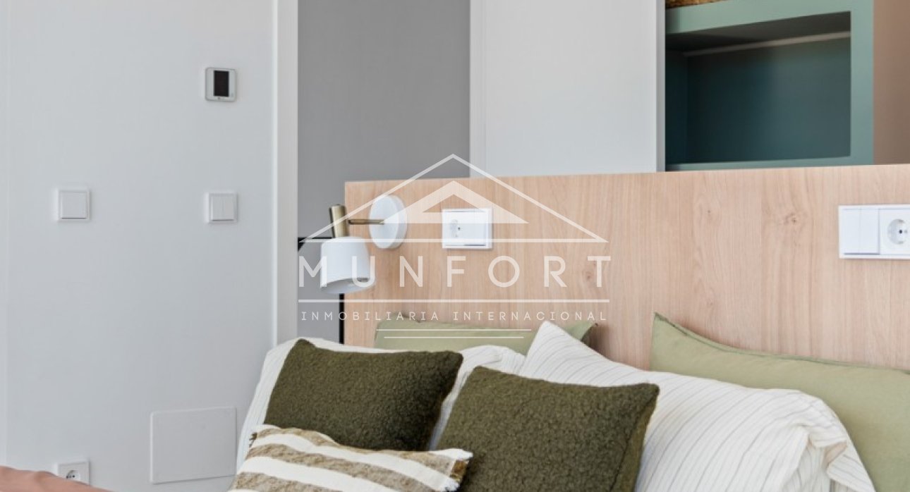 Resale - Villas -
Polop de La Marina 