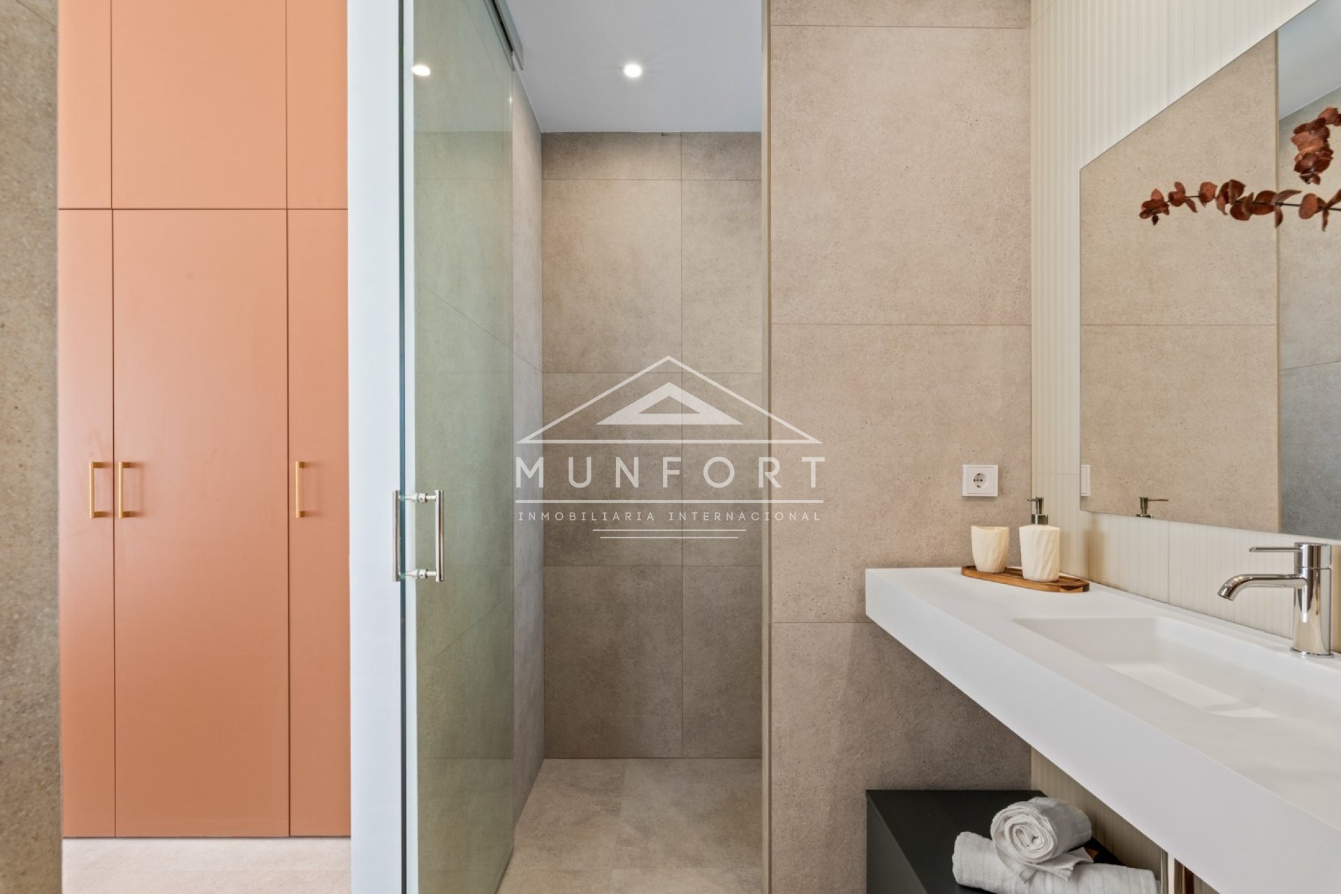 Resale - Villas -
Polop de La Marina 