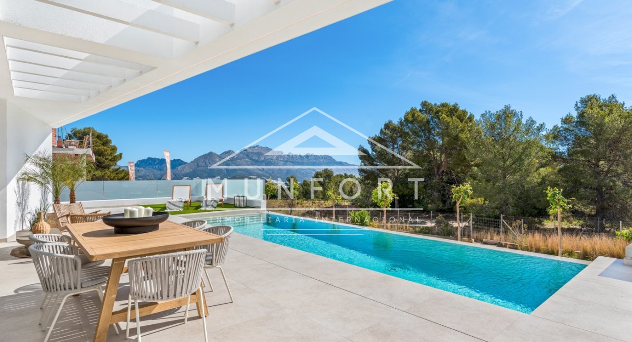 Resale - Villas -
Polop de La Marina 