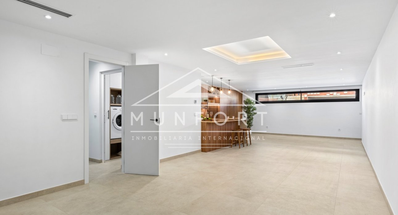 Resale - Villas -
Polop de La Marina 