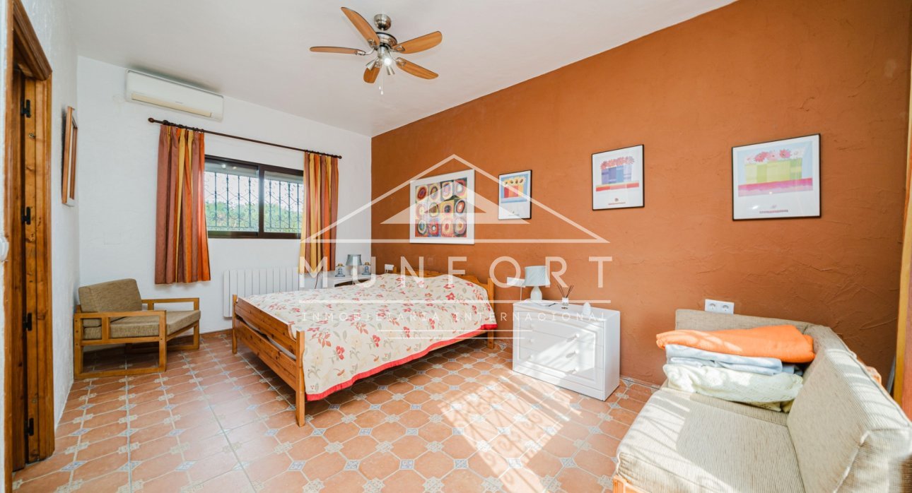 Resale - Villas -
Pozo Estrecho