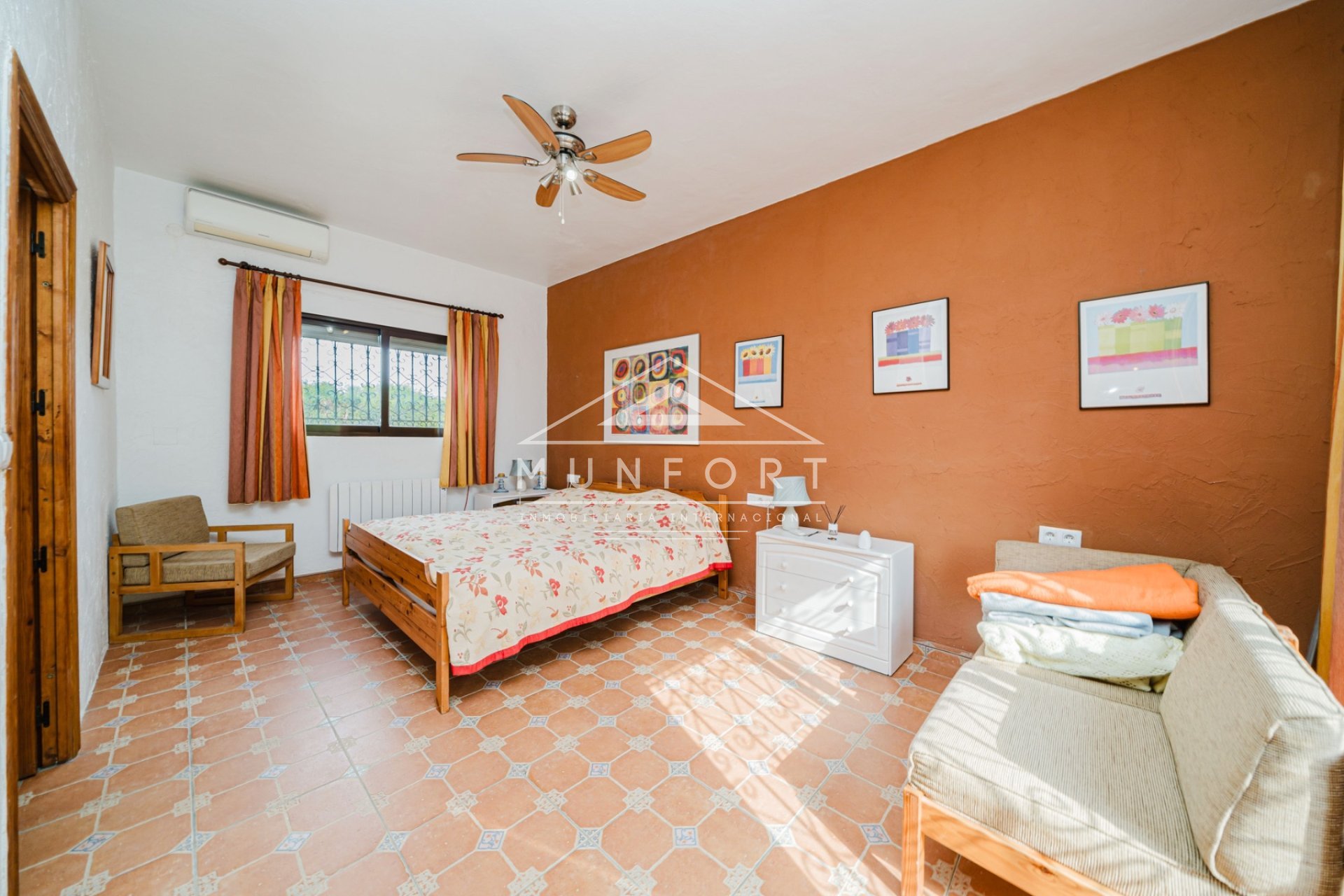 Resale - Villas -
Pozo Estrecho