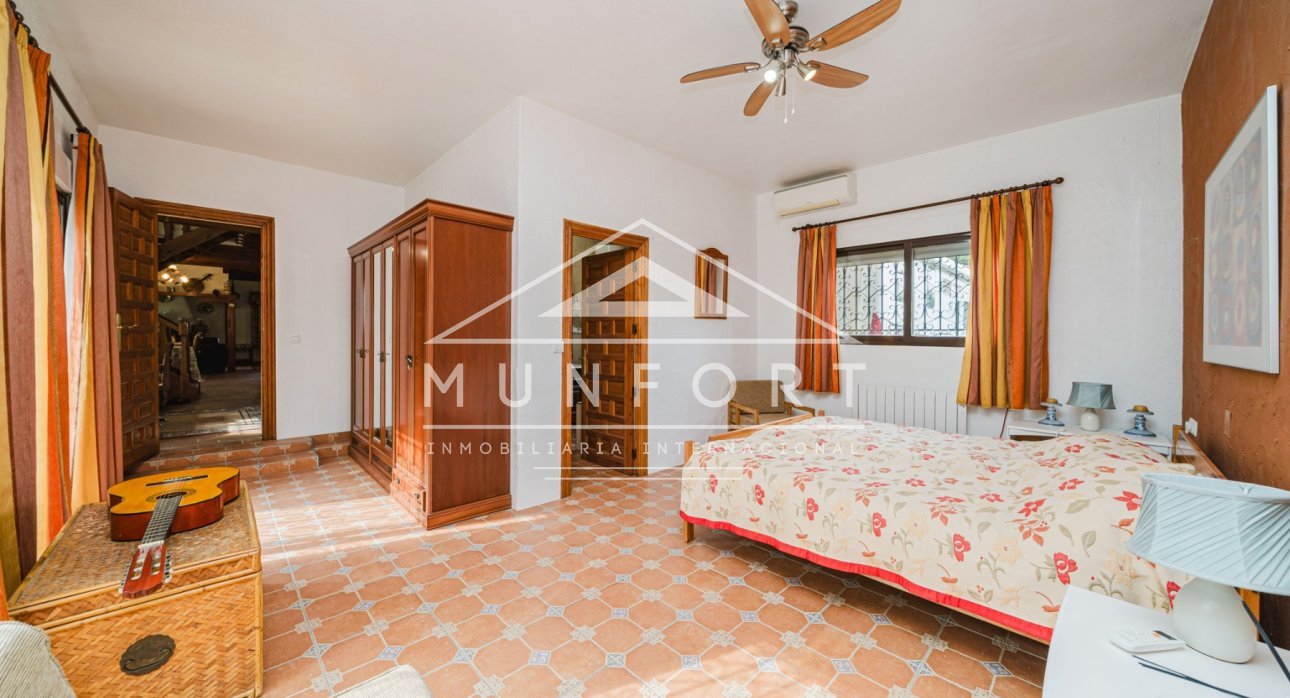 Resale - Villas -
Pozo Estrecho