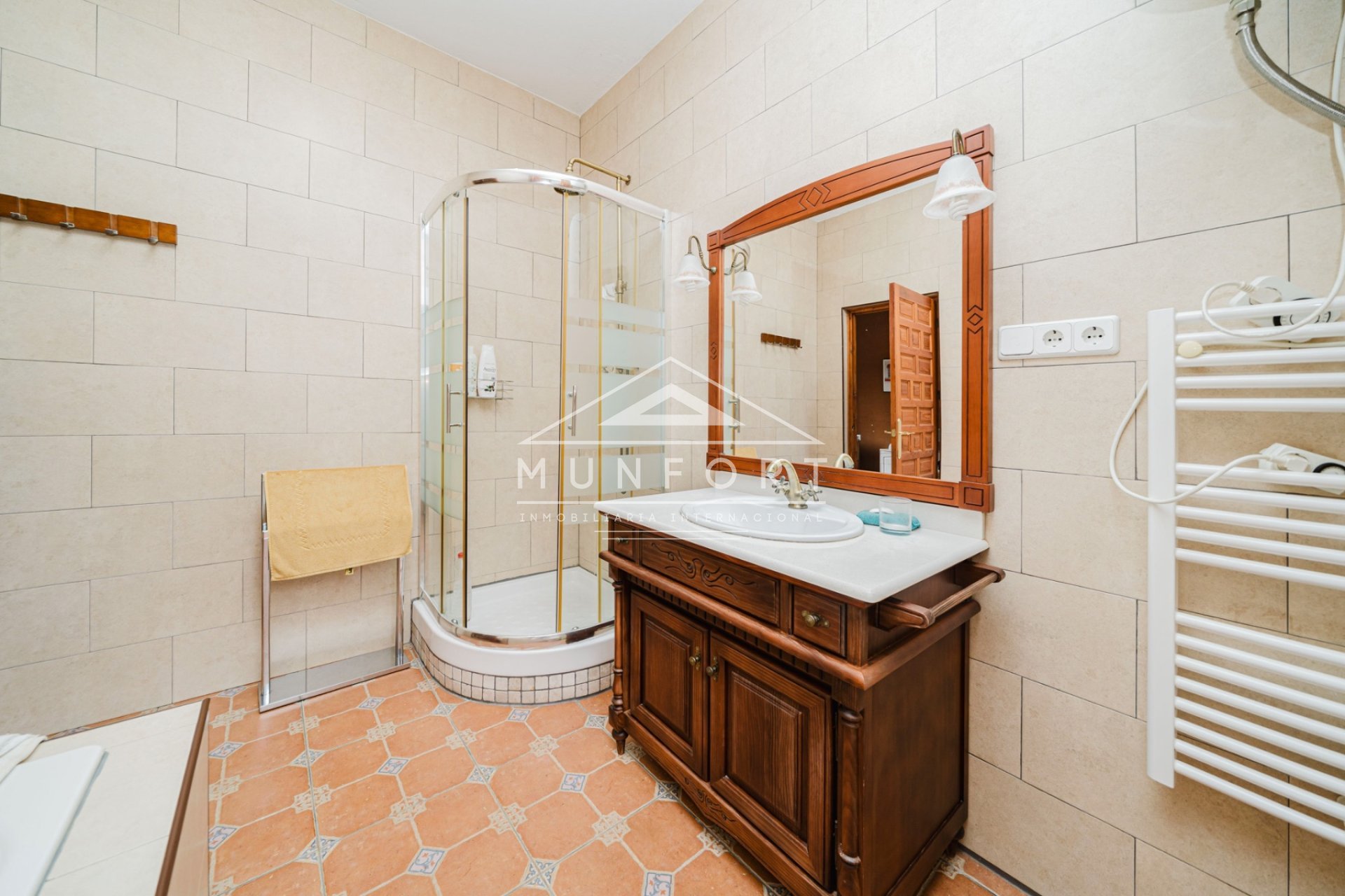 Resale - Villas -
Pozo Estrecho