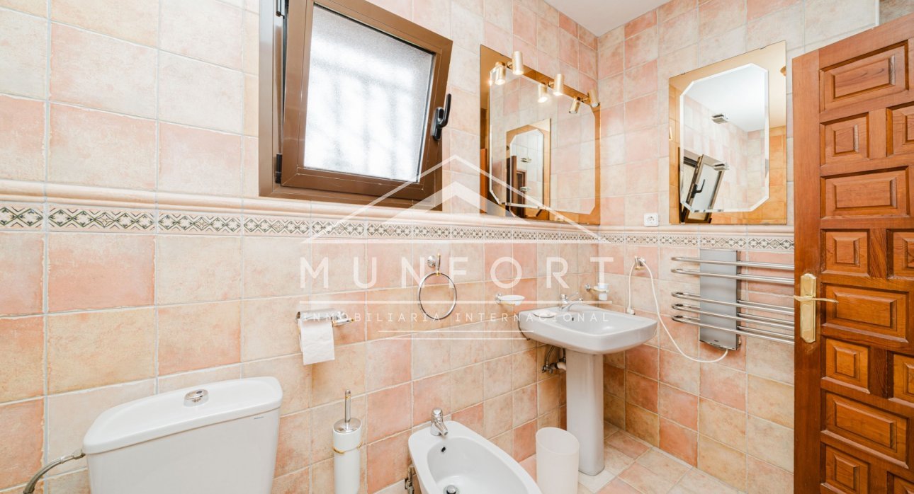 Resale - Villas -
Pozo Estrecho