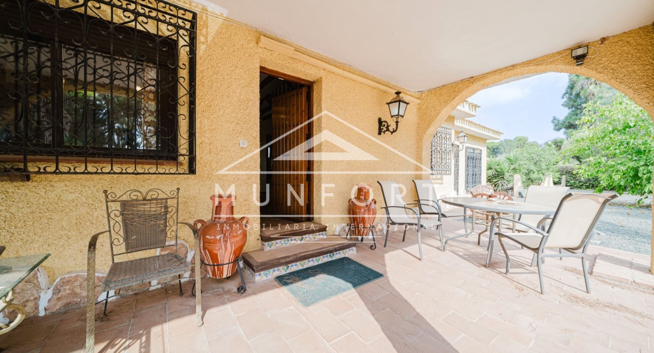 Resale - Villas -
Pozo Estrecho