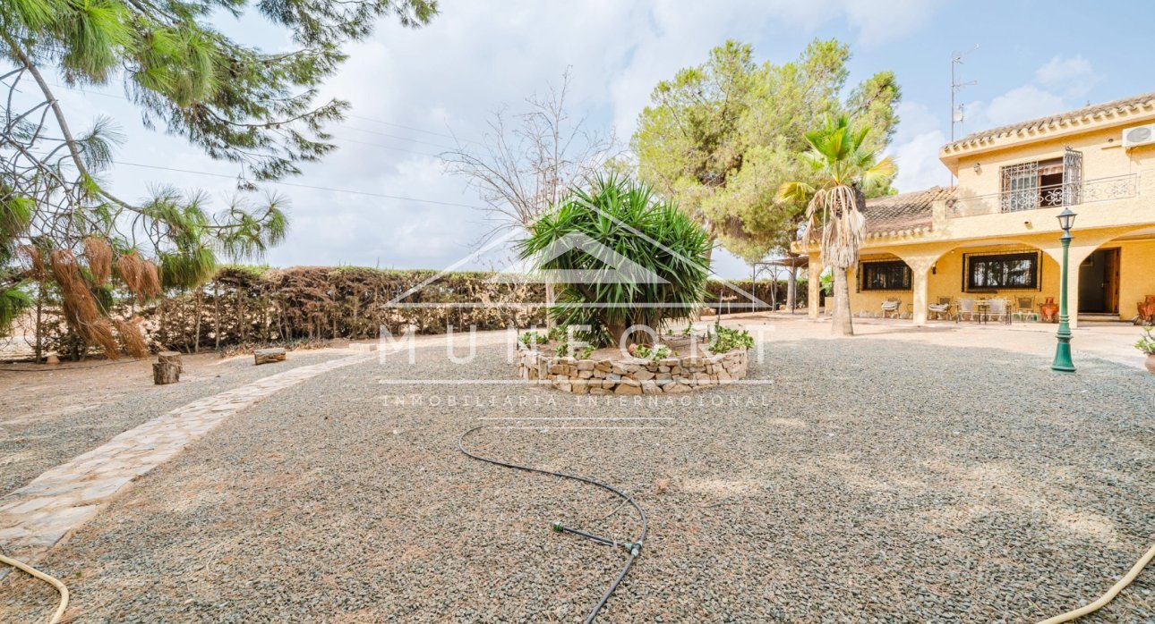 Resale - Villas -
Pozo Estrecho