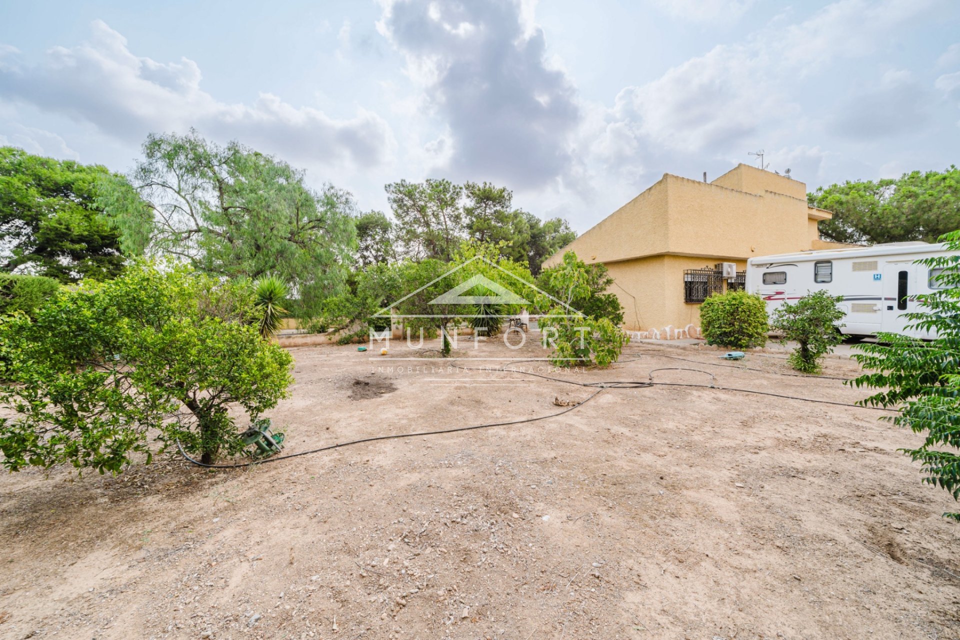 Resale - Villas -
Pozo Estrecho