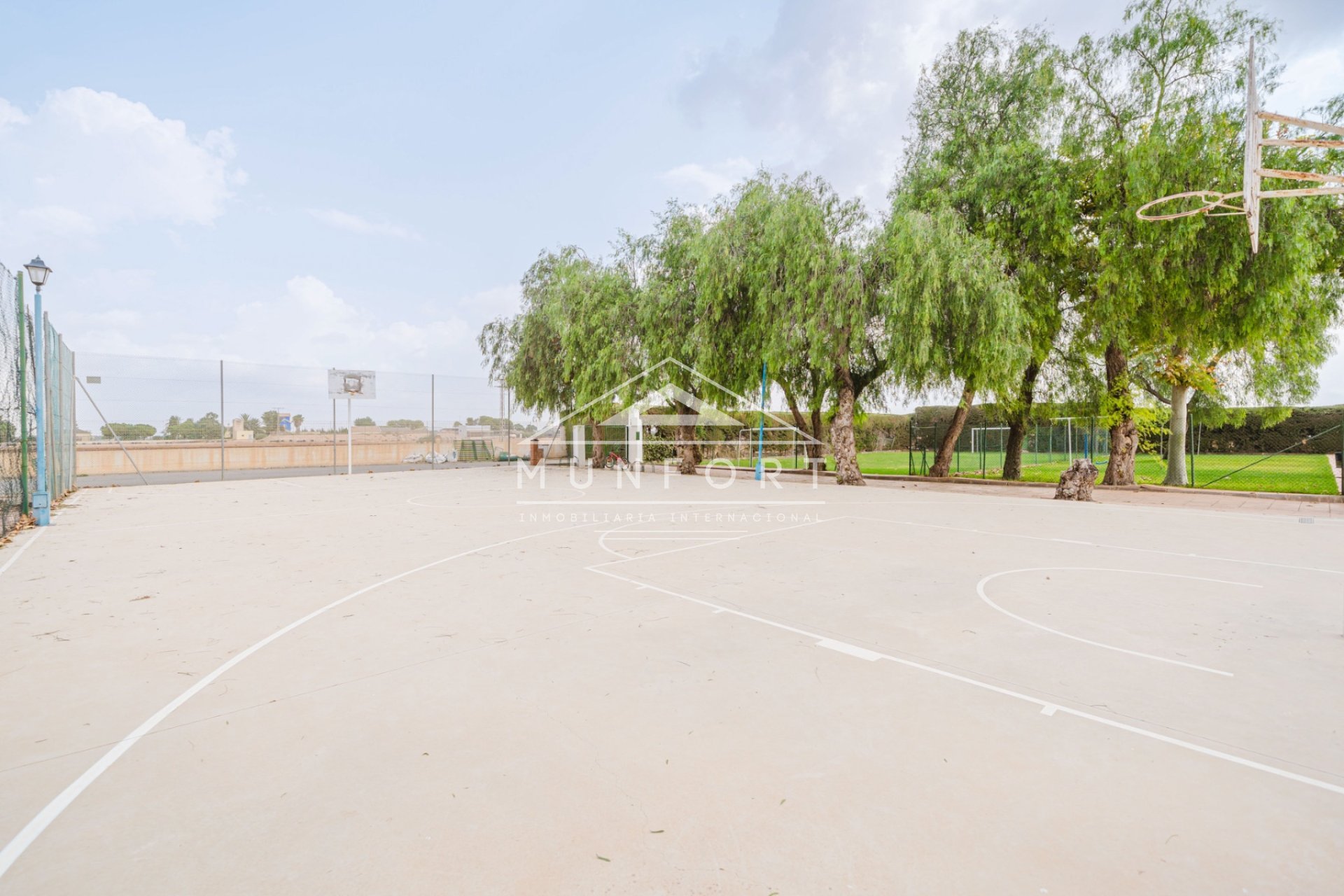 Resale - Villas -
Pozo Estrecho