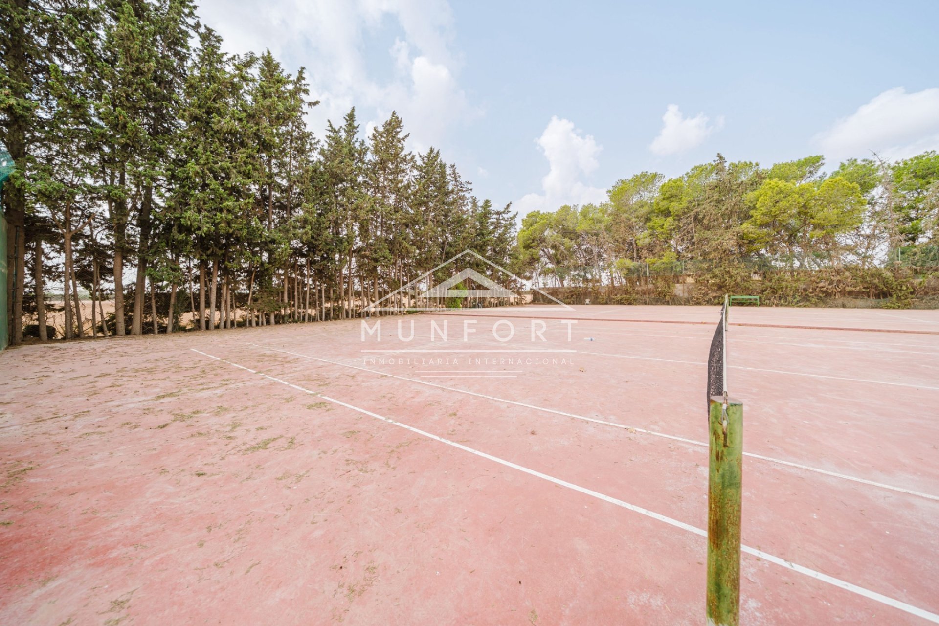 Resale - Villas -
Pozo Estrecho