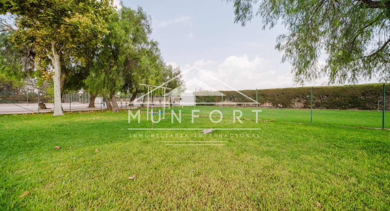 Resale - Villas -
Pozo Estrecho