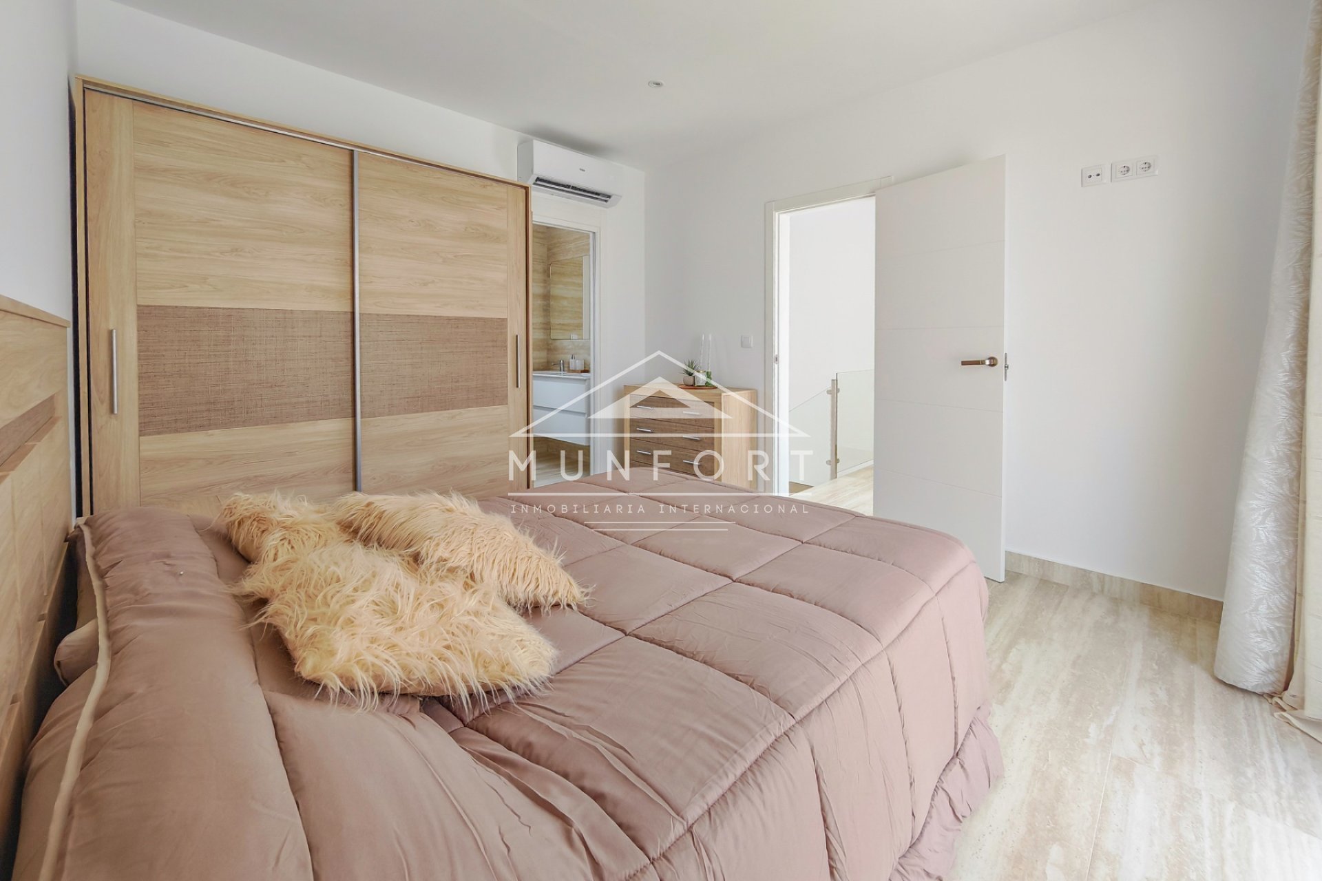 Resale - Villas -
Rojales - Ciudad Quesada