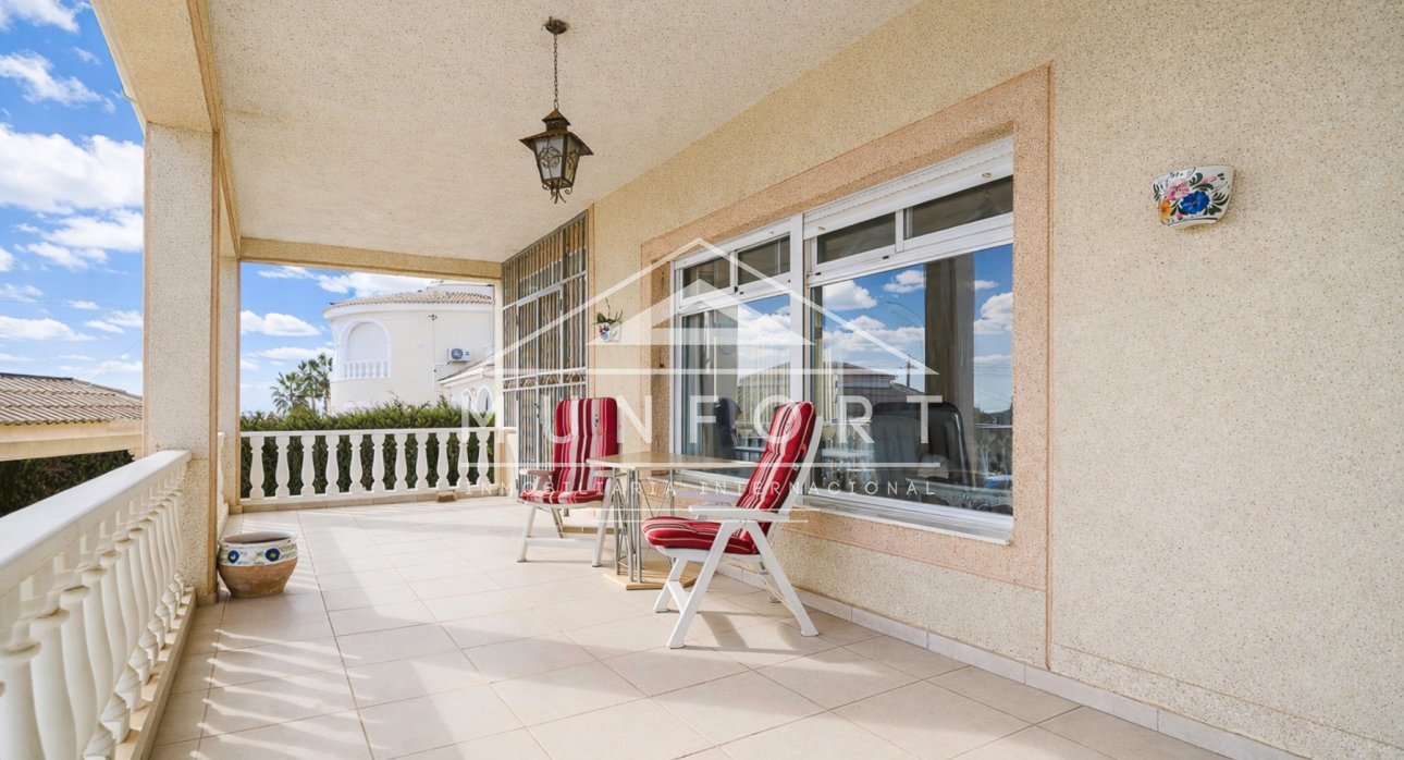 Resale - Villas -
Rojales - Ciudad Quesada