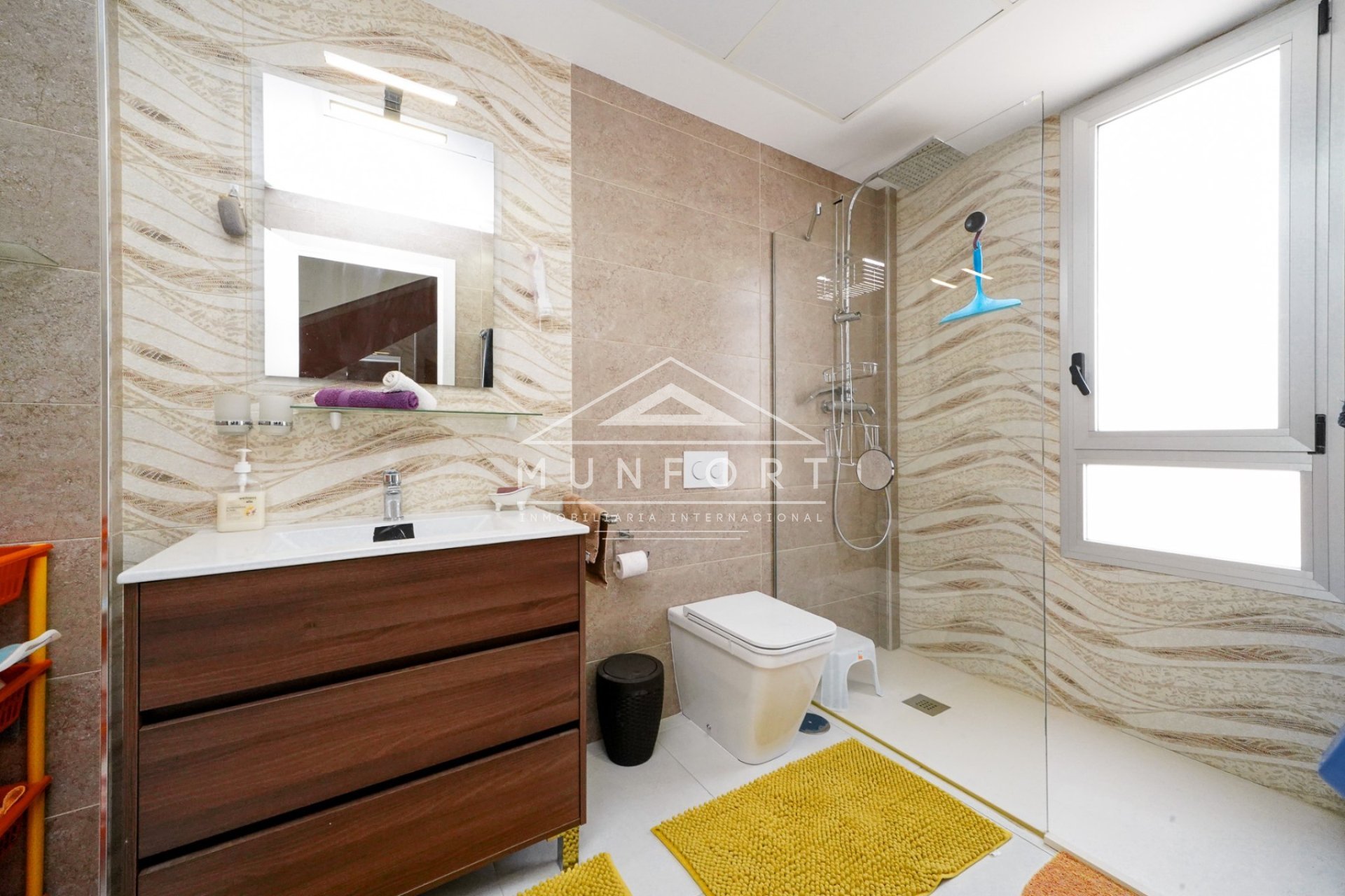 Resale - Villas -
Rojales