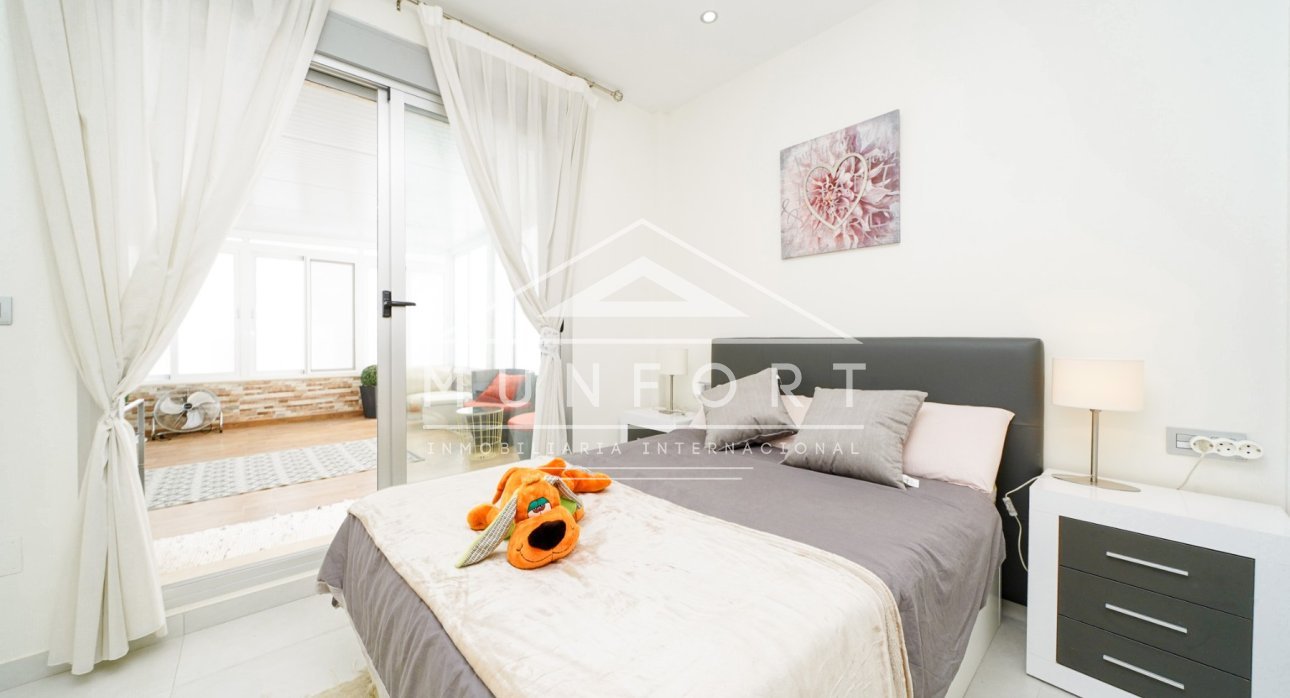 Resale - Villas -
Rojales