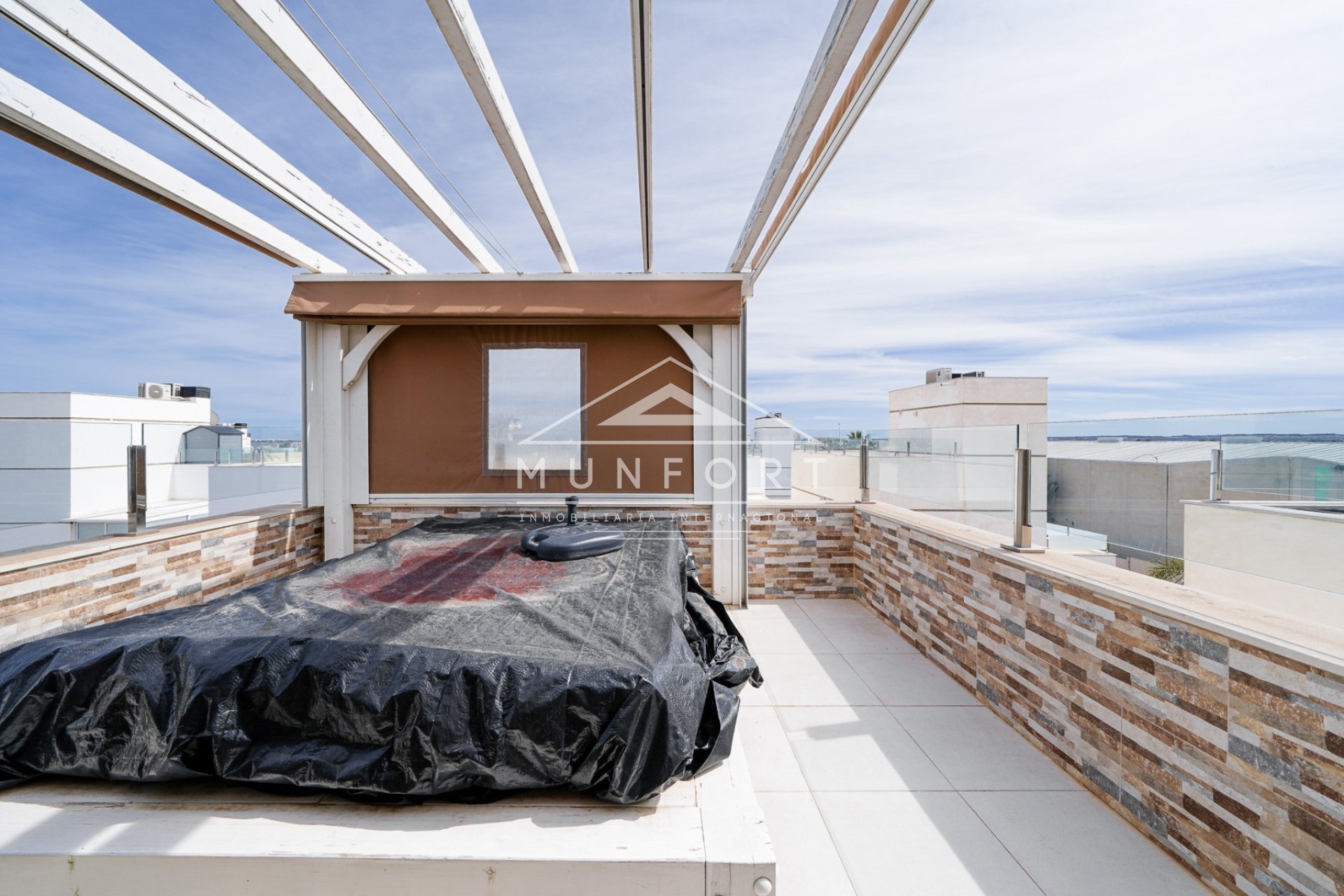 Resale - Villas -
Rojales