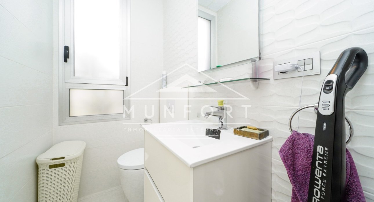 Resale - Villas -
Rojales