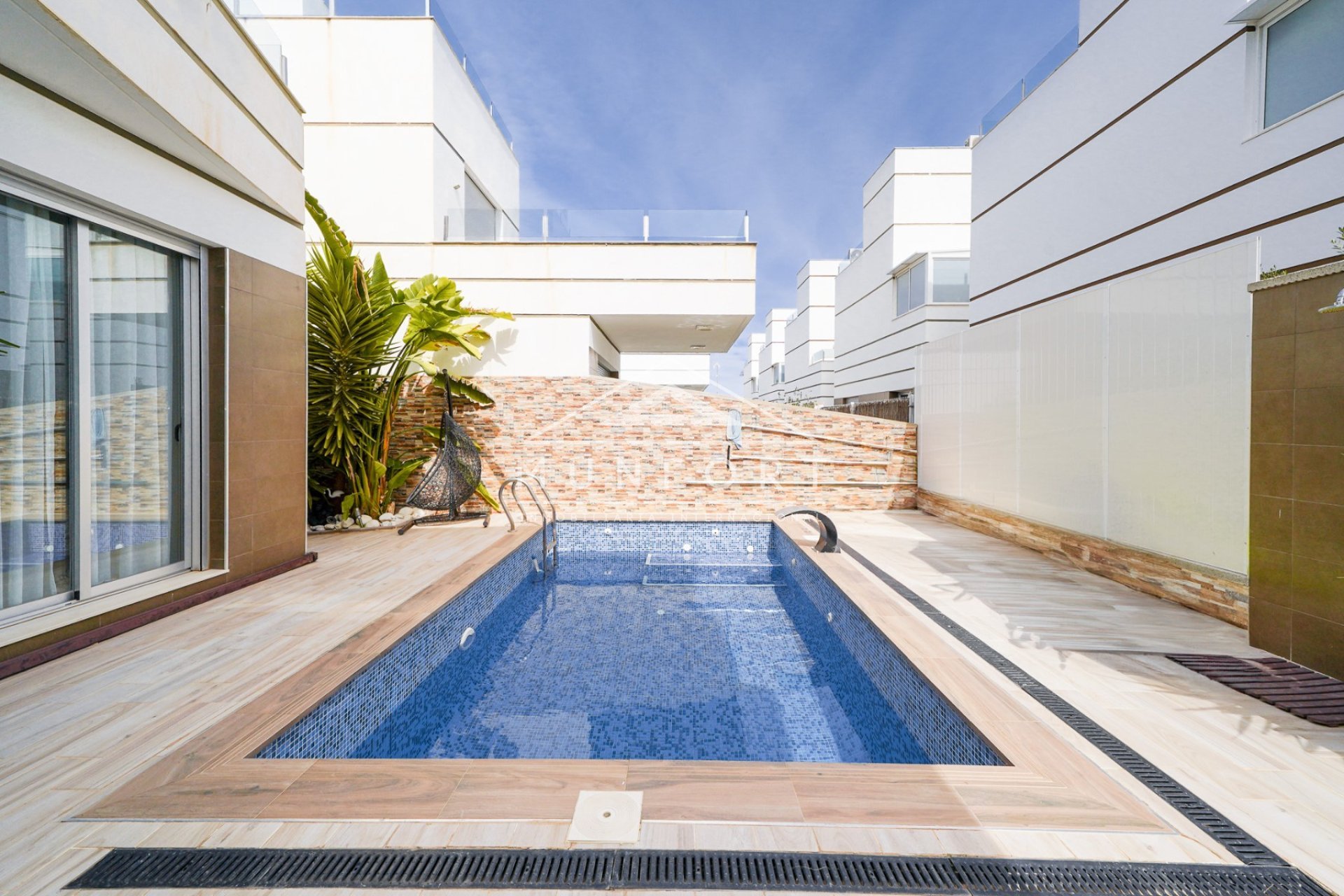 Resale - Villas -
Rojales