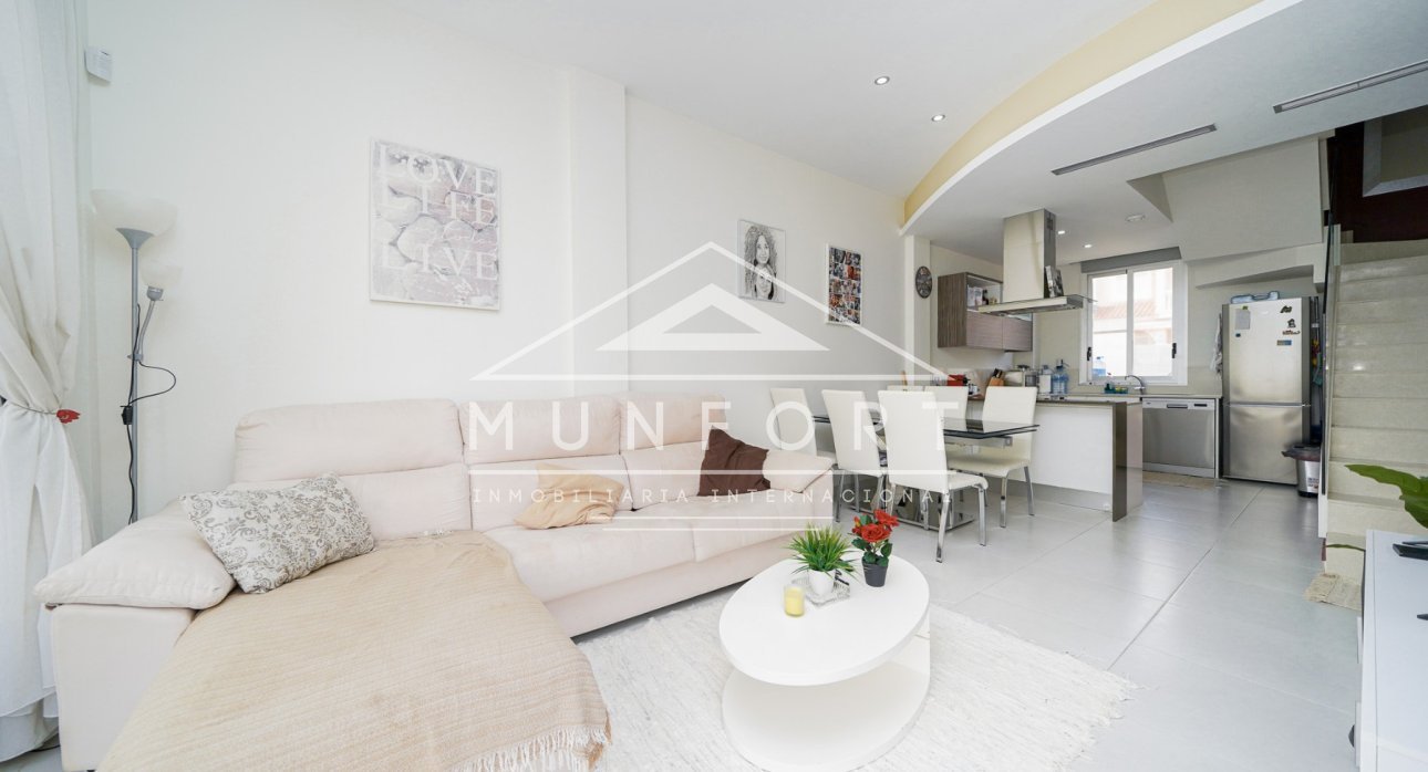 Resale - Villas -
Rojales