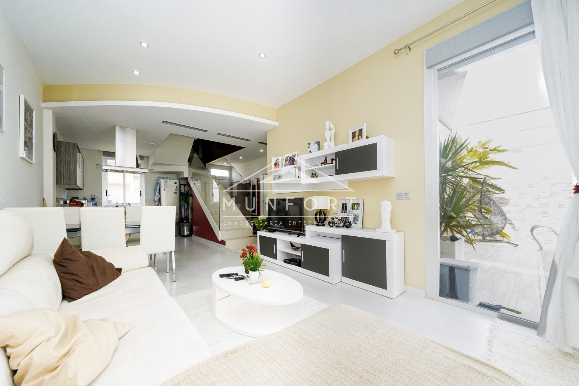 Resale - Villas -
Rojales