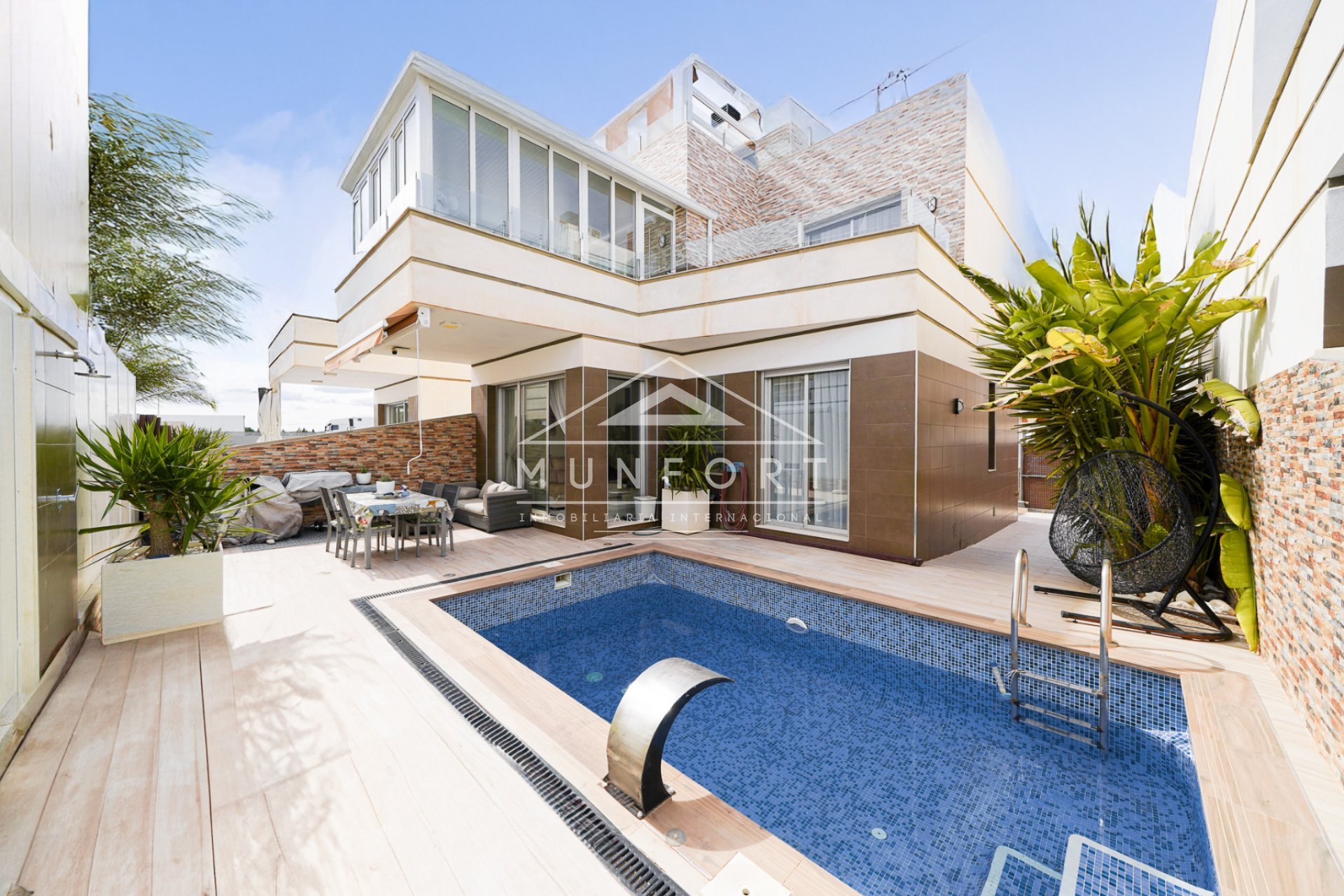 Resale - Villas -
Rojales