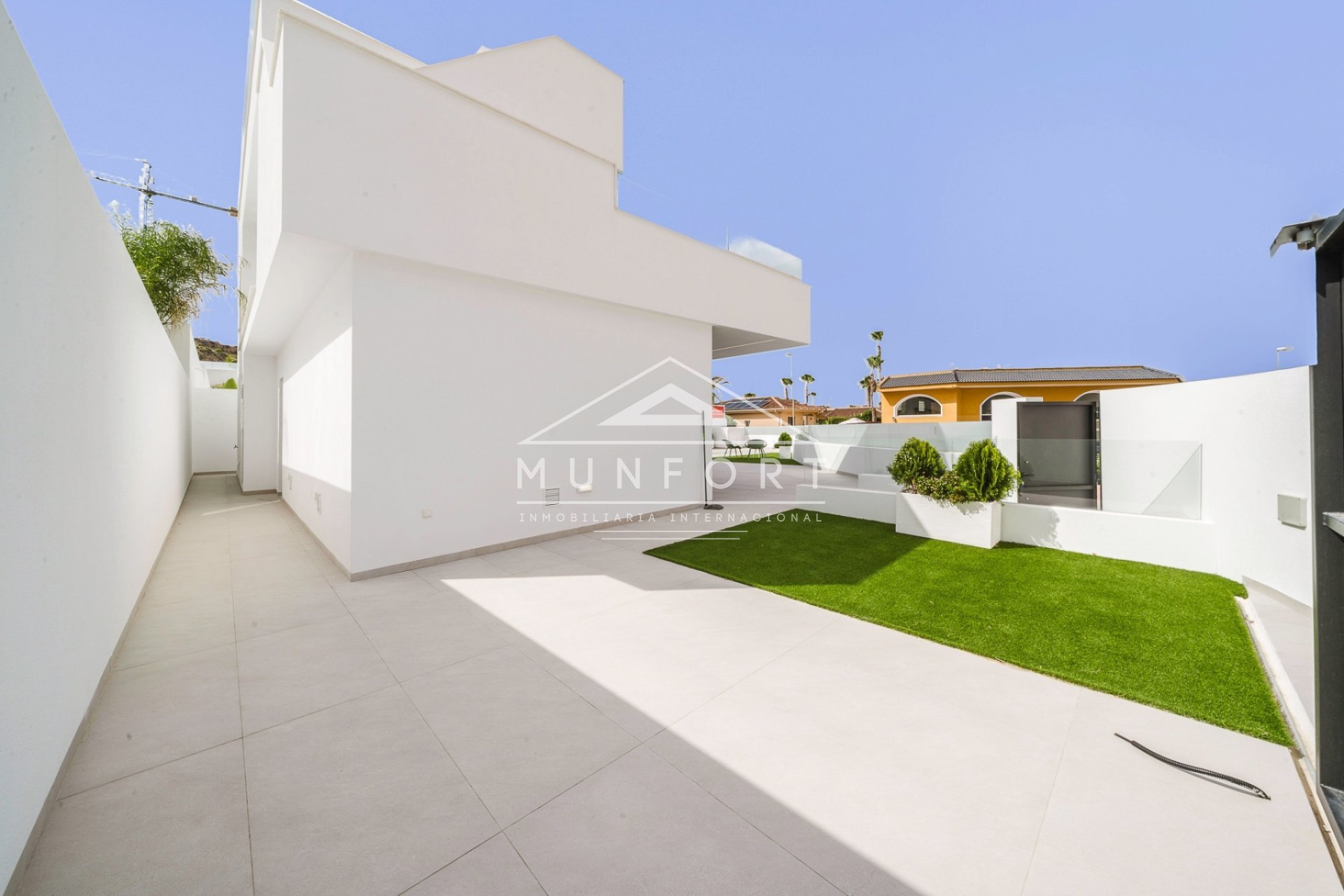 Resale - Villas -
Rojales