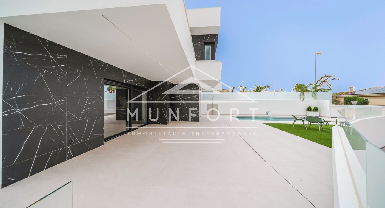 Resale - Villas -
Rojales