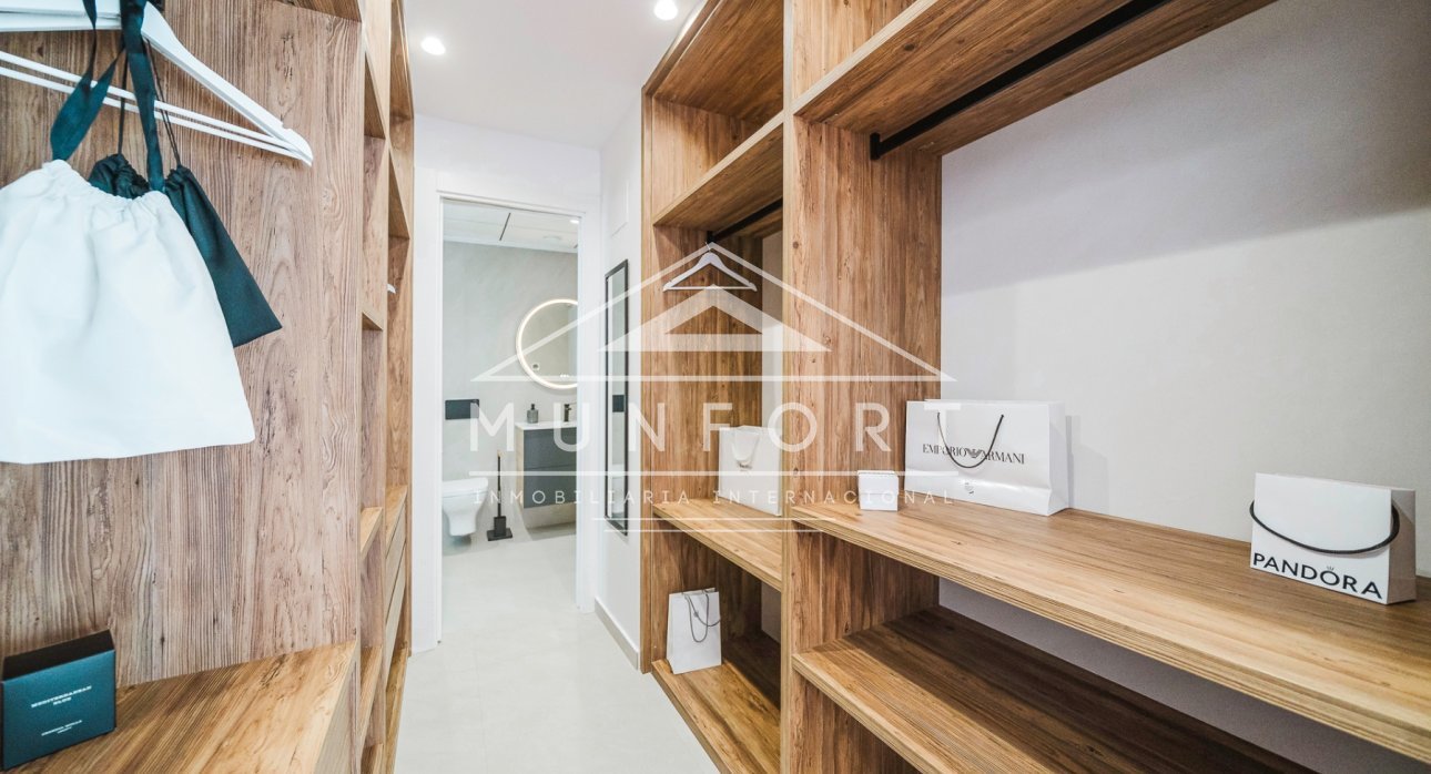 Resale - Villas -
Rojales